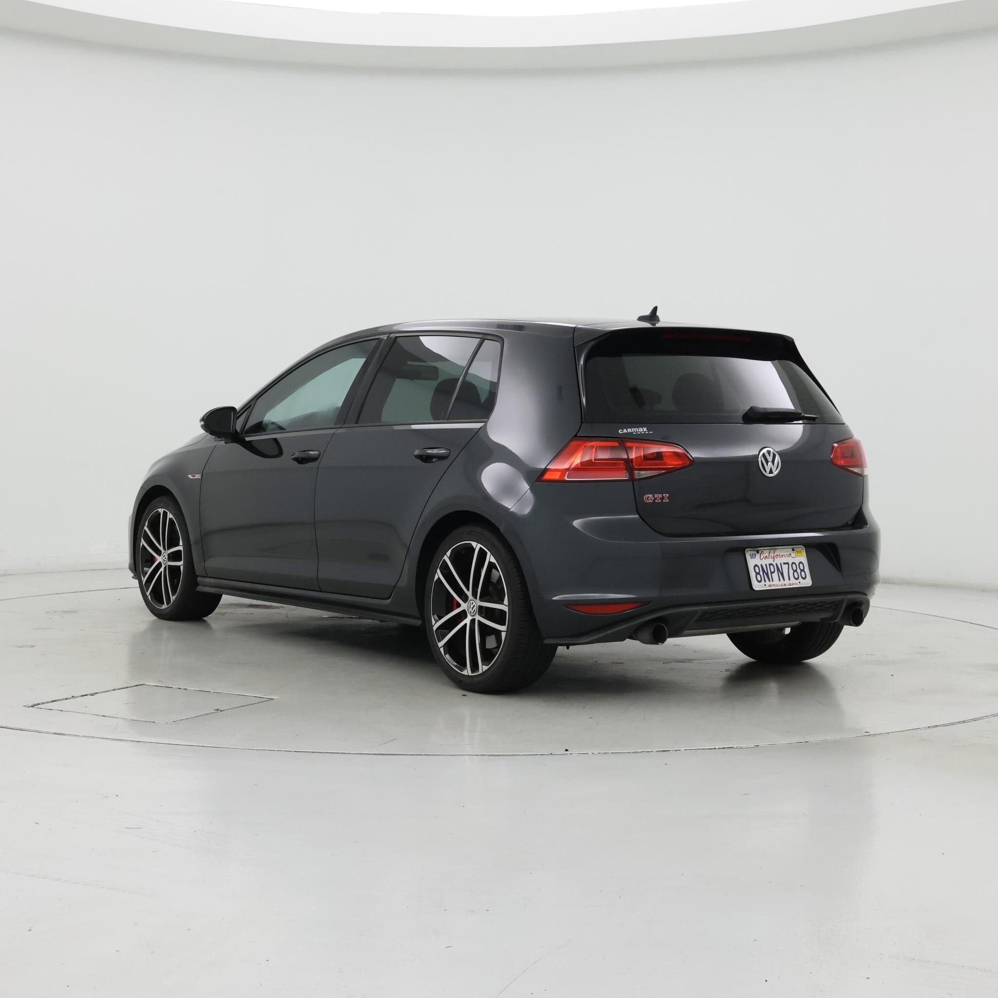 Thumbnail: 2017 Volkswagen Golf - 2