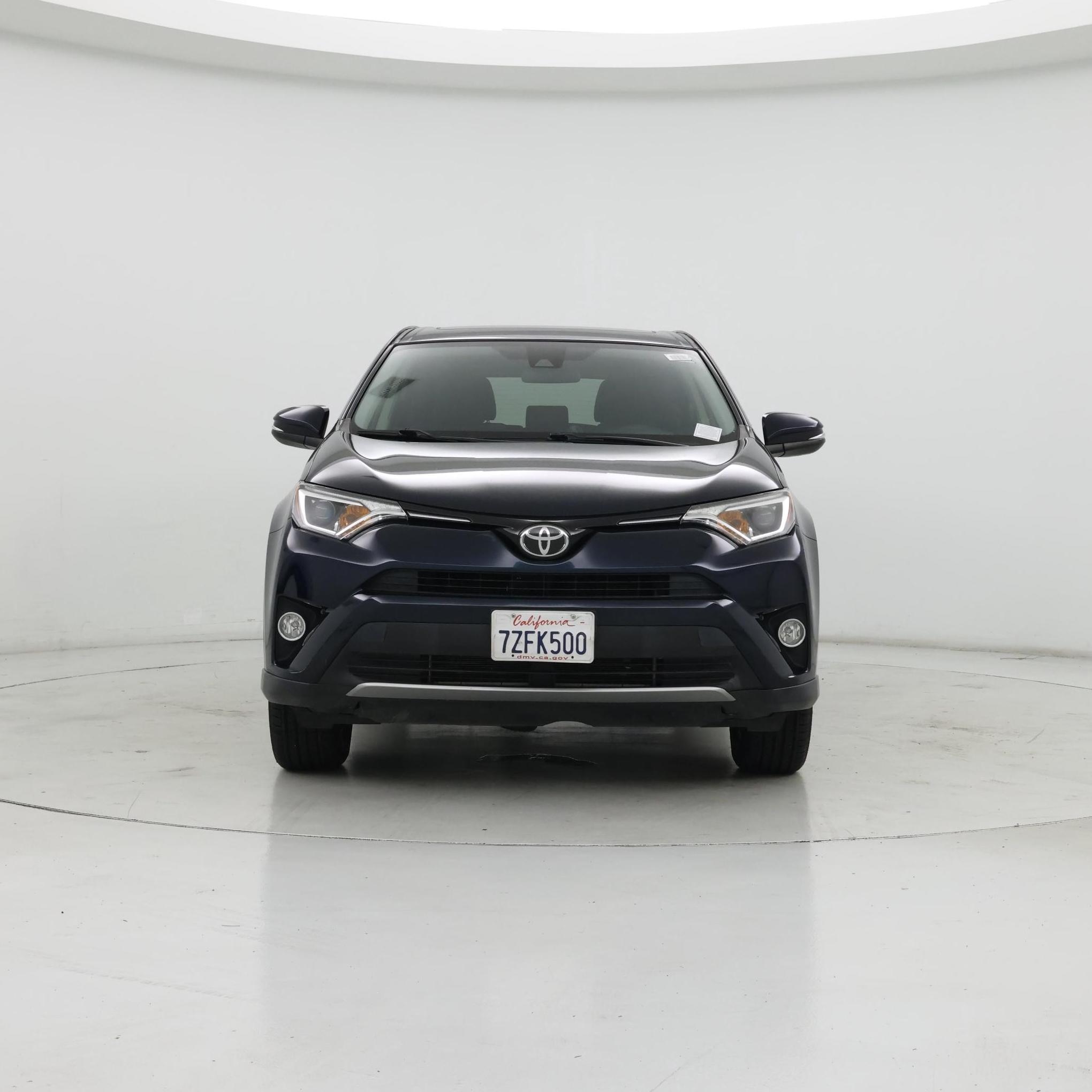 Thumbnail: 2017 Toyota RAV4 - 5