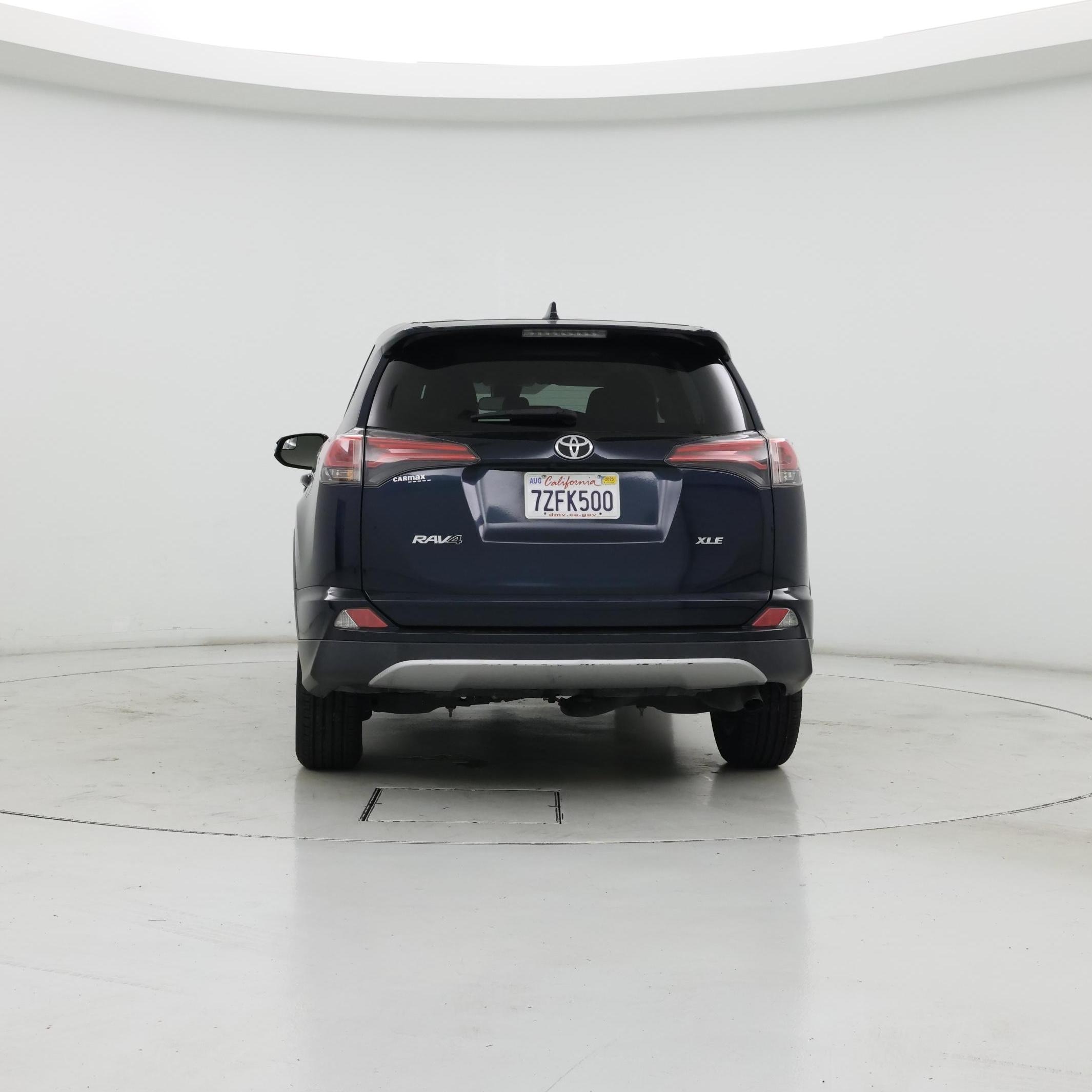 Thumbnail: 2017 Toyota RAV4 - 6