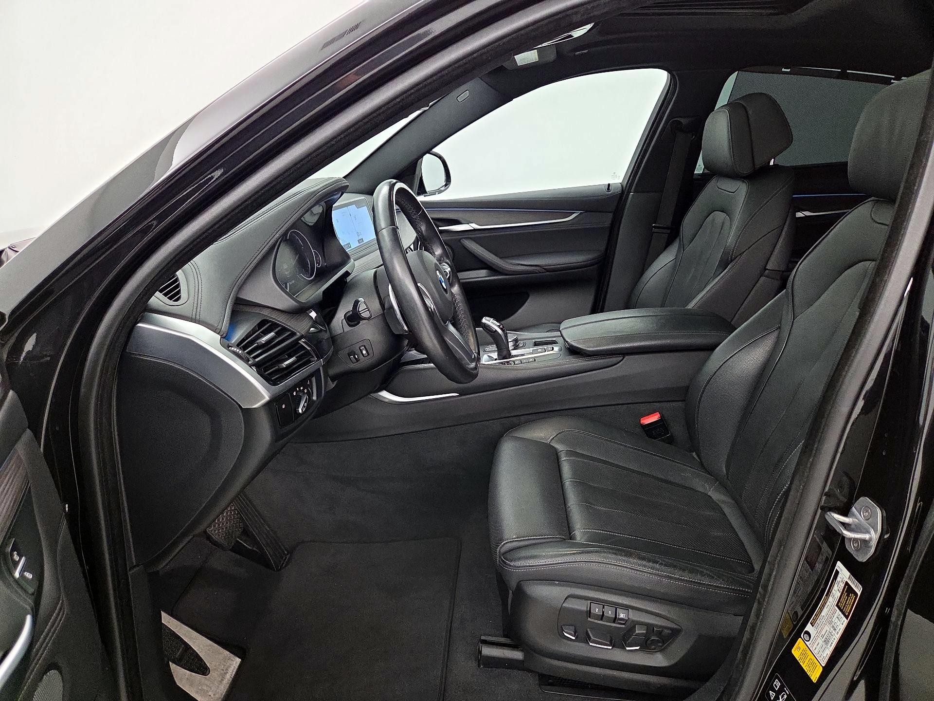 Thumbnail: 2019 BMW X6 - 11