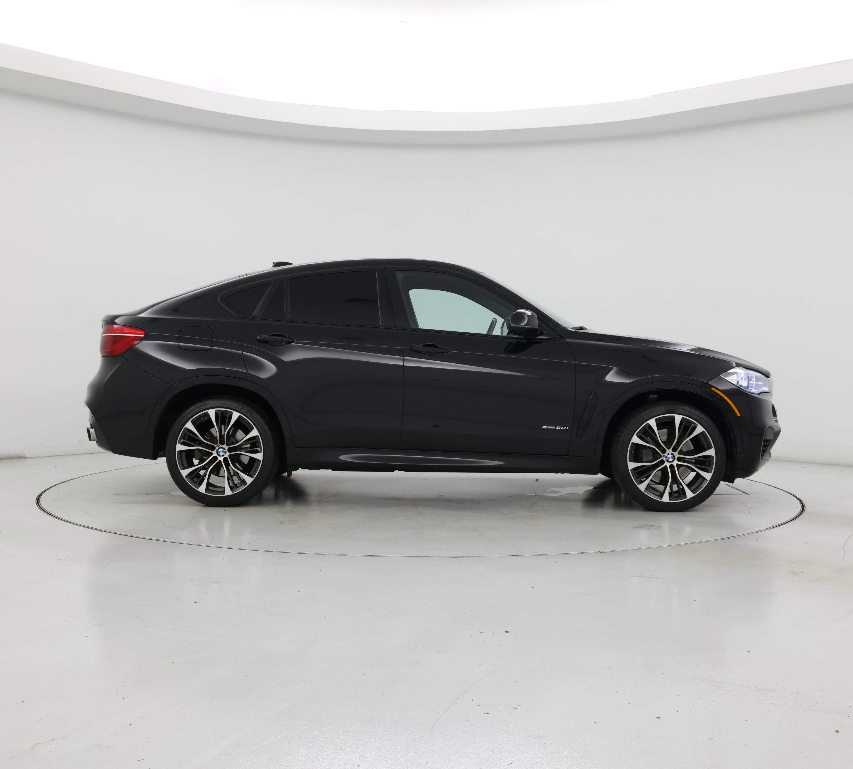 Thumbnail: 2019 BMW X6 - 7