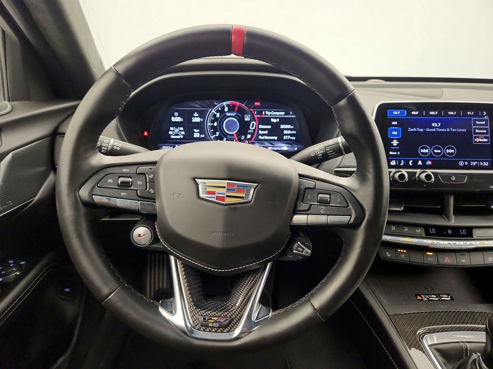 Thumbnail: 2024 Cadillac CT4 - 10