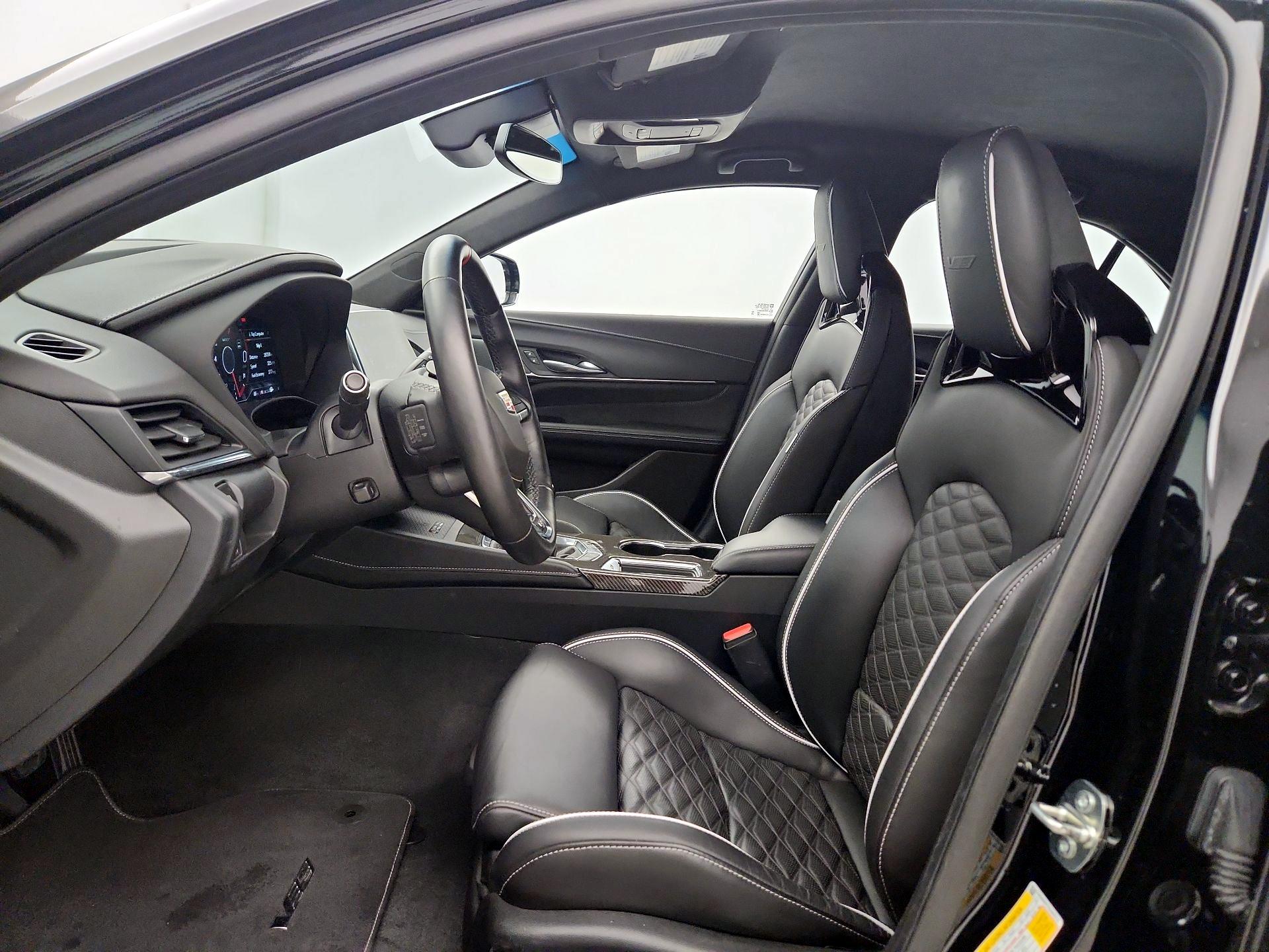 Thumbnail: 2024 Cadillac CT4 - 11