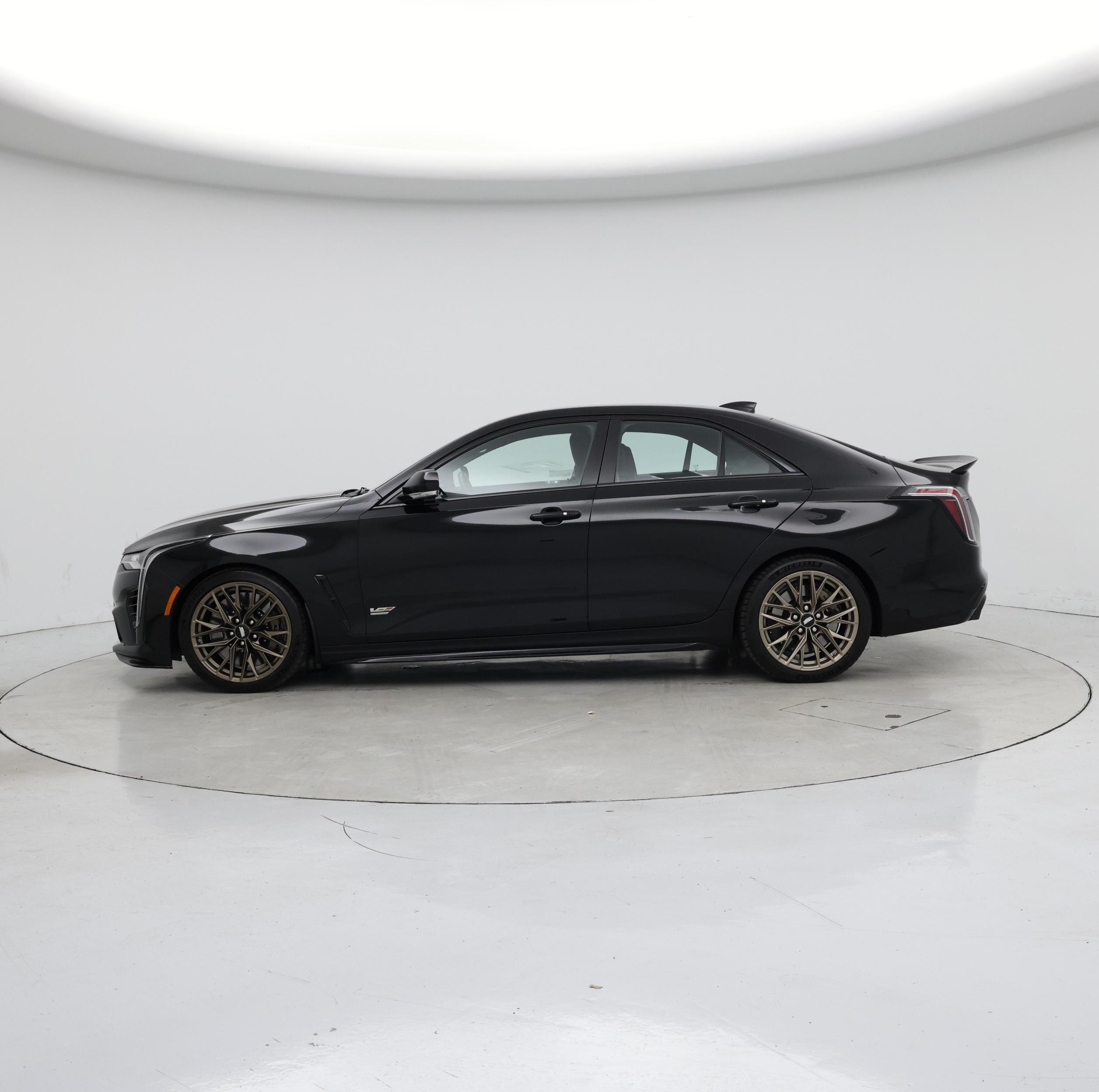 Thumbnail: 2024 Cadillac CT4 - 3
