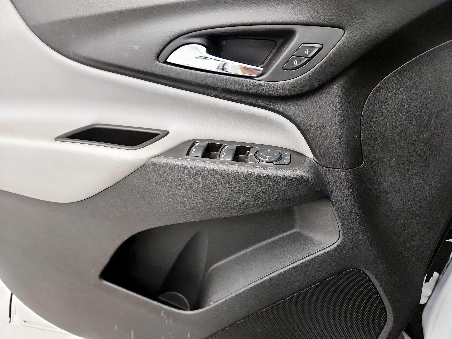 Thumbnail: 2021 Chevrolet Equinox - 12
