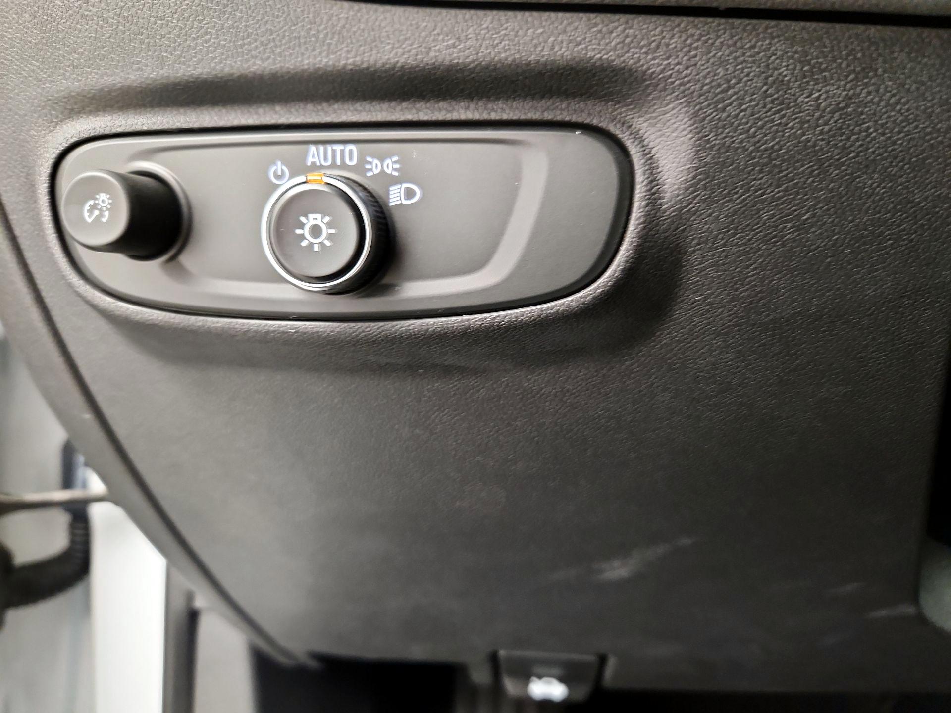 Thumbnail: 2021 Chevrolet Equinox - 13