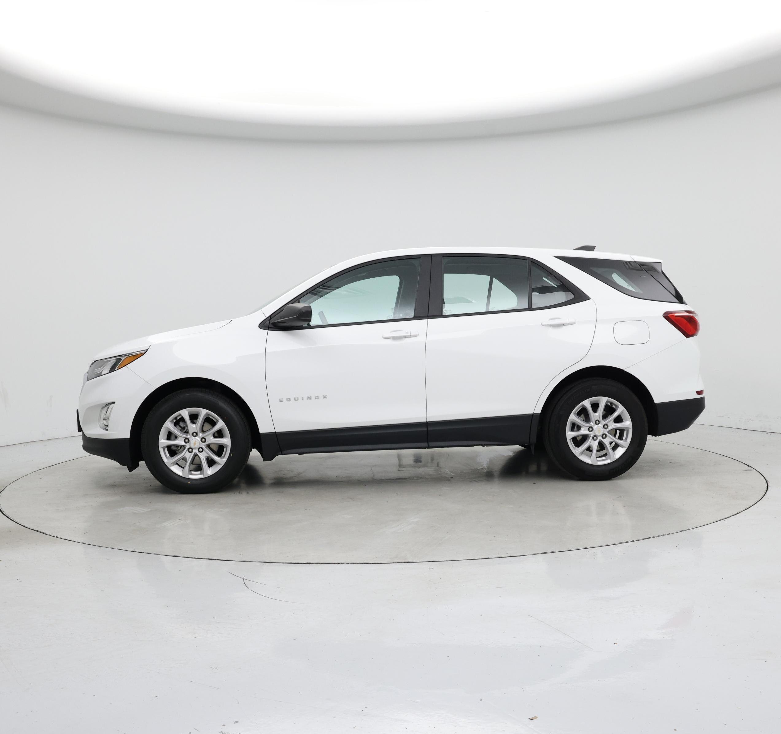 Thumbnail: 2021 Chevrolet Equinox - 3