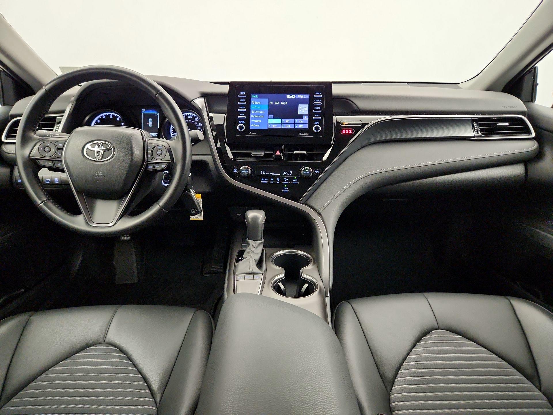 Thumbnail: 2023 Toyota Camry - 9