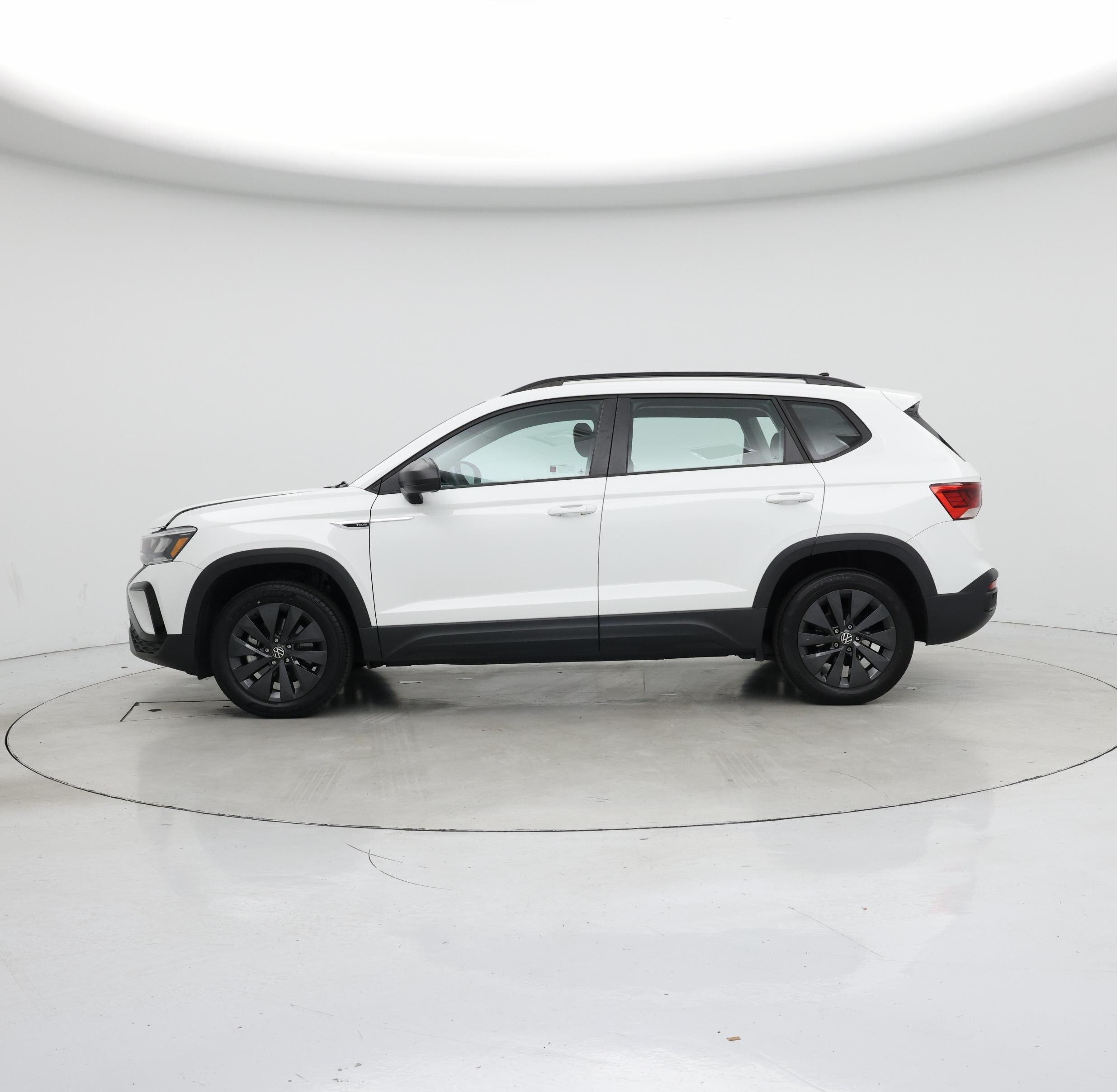 Thumbnail: 2023 Volkswagen Taos - 3