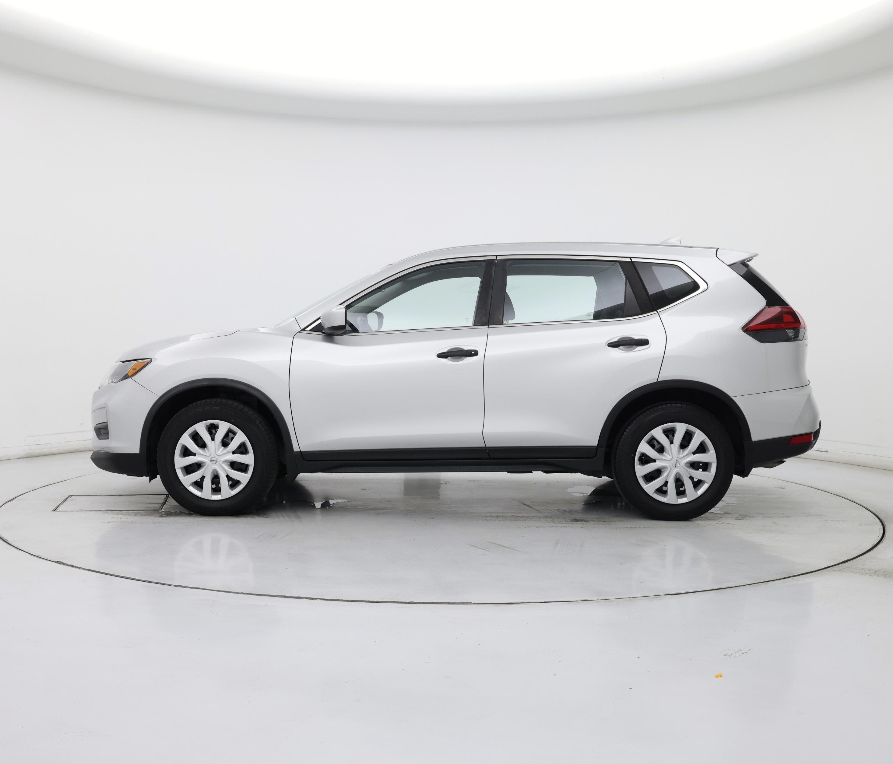 Thumbnail: 2020 Nissan Rogue - 3