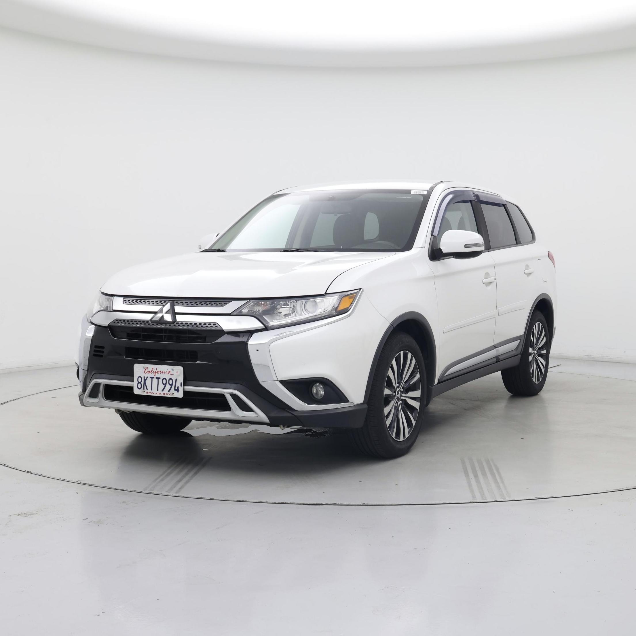 Thumbnail: 2019 Mitsubishi Outlander - 4
