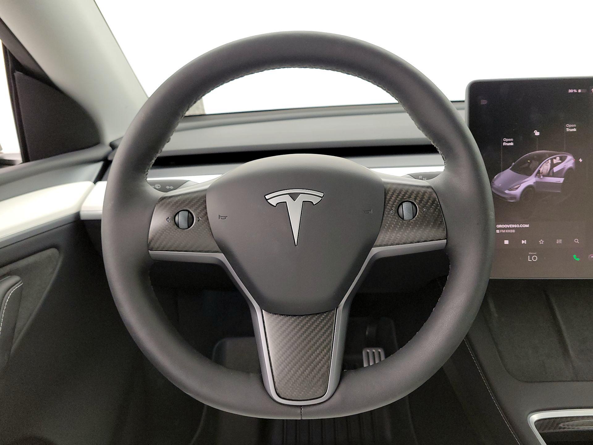 Thumbnail: 2024 Tesla Model Y - 10