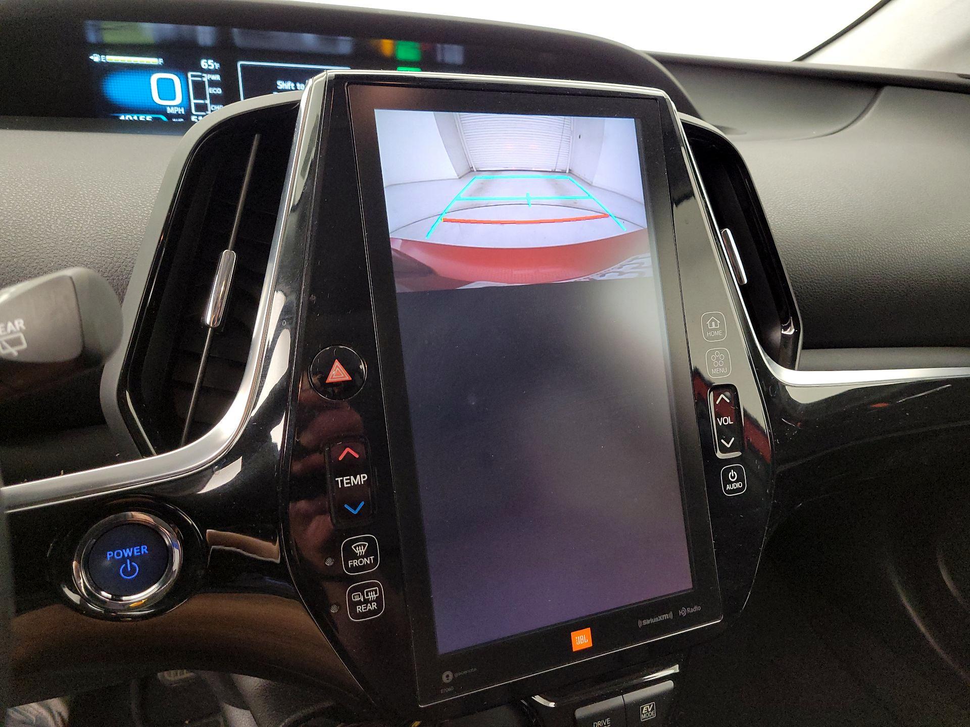 Thumbnail: 2020 Toyota Prius - 15