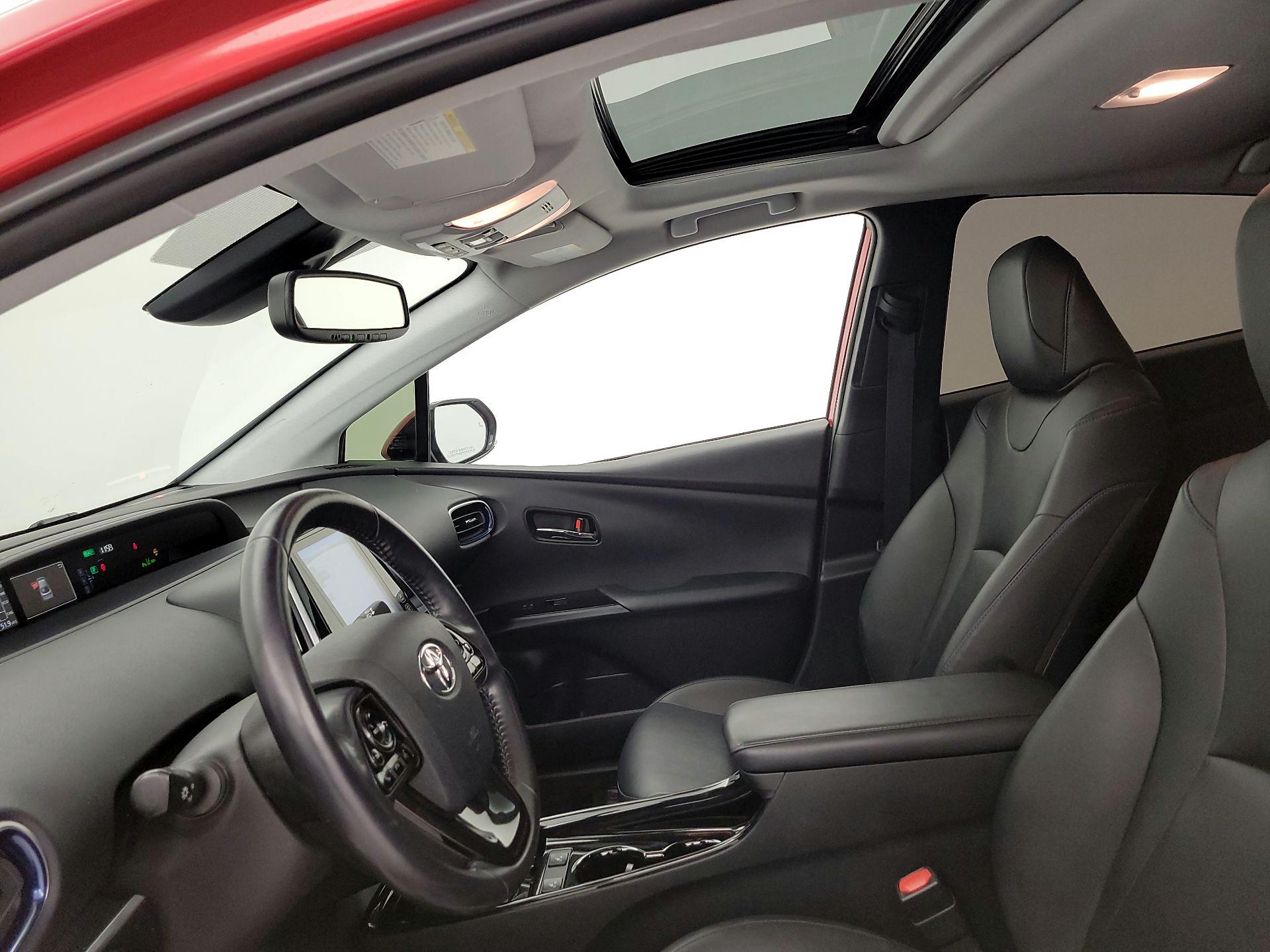 Thumbnail: 2020 Toyota Prius - 20