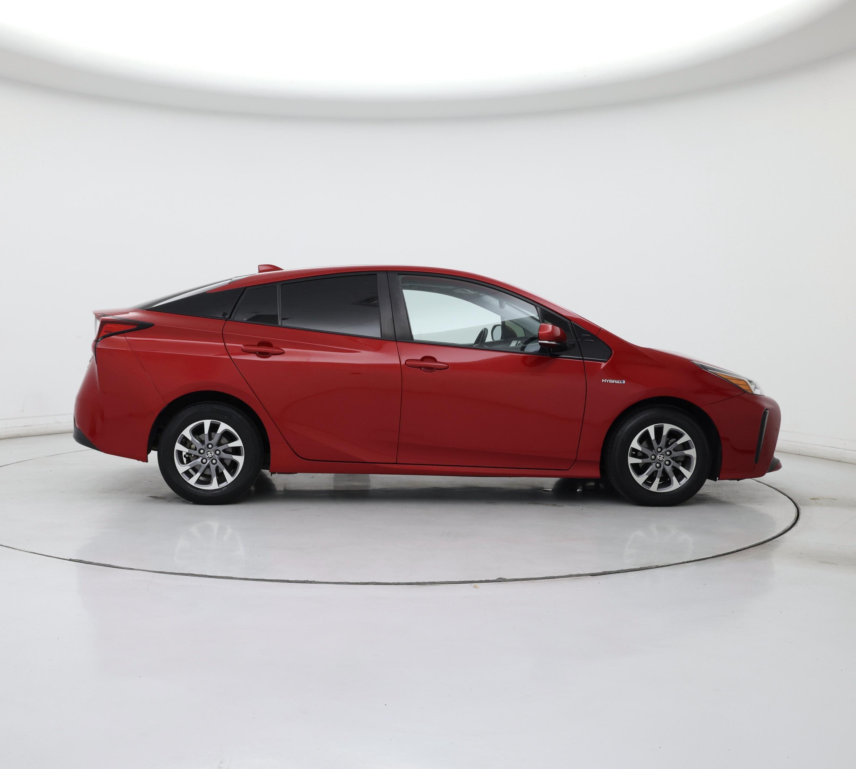 Thumbnail: 2020 Toyota Prius - 7