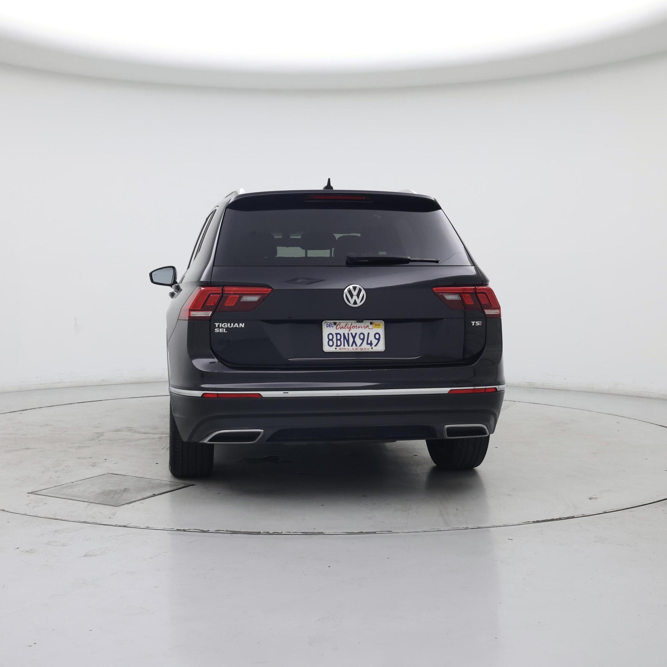 Thumbnail: 2018 Volkswagen Tiguan - 6