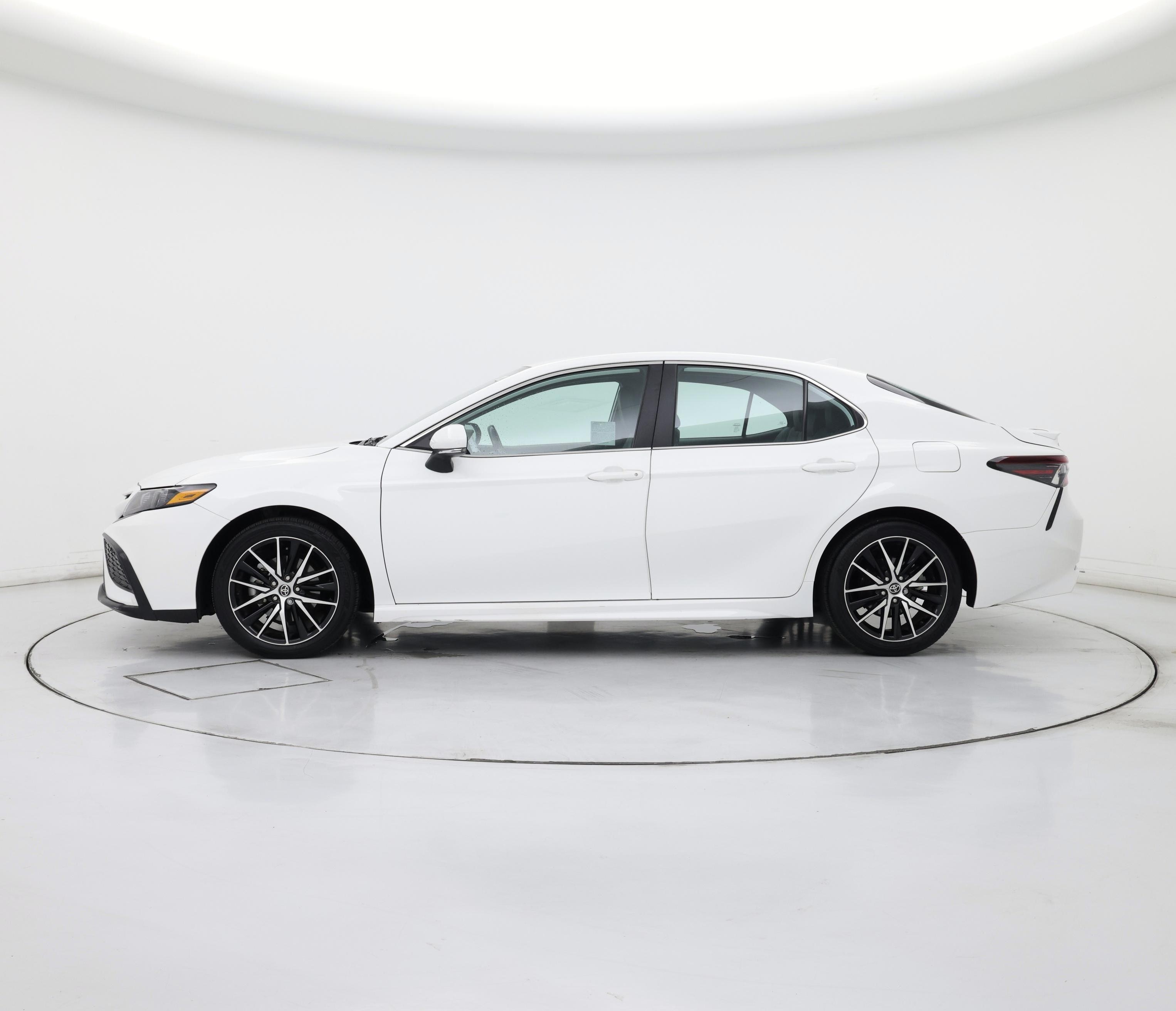 Thumbnail: 2023 Toyota Camry - 3