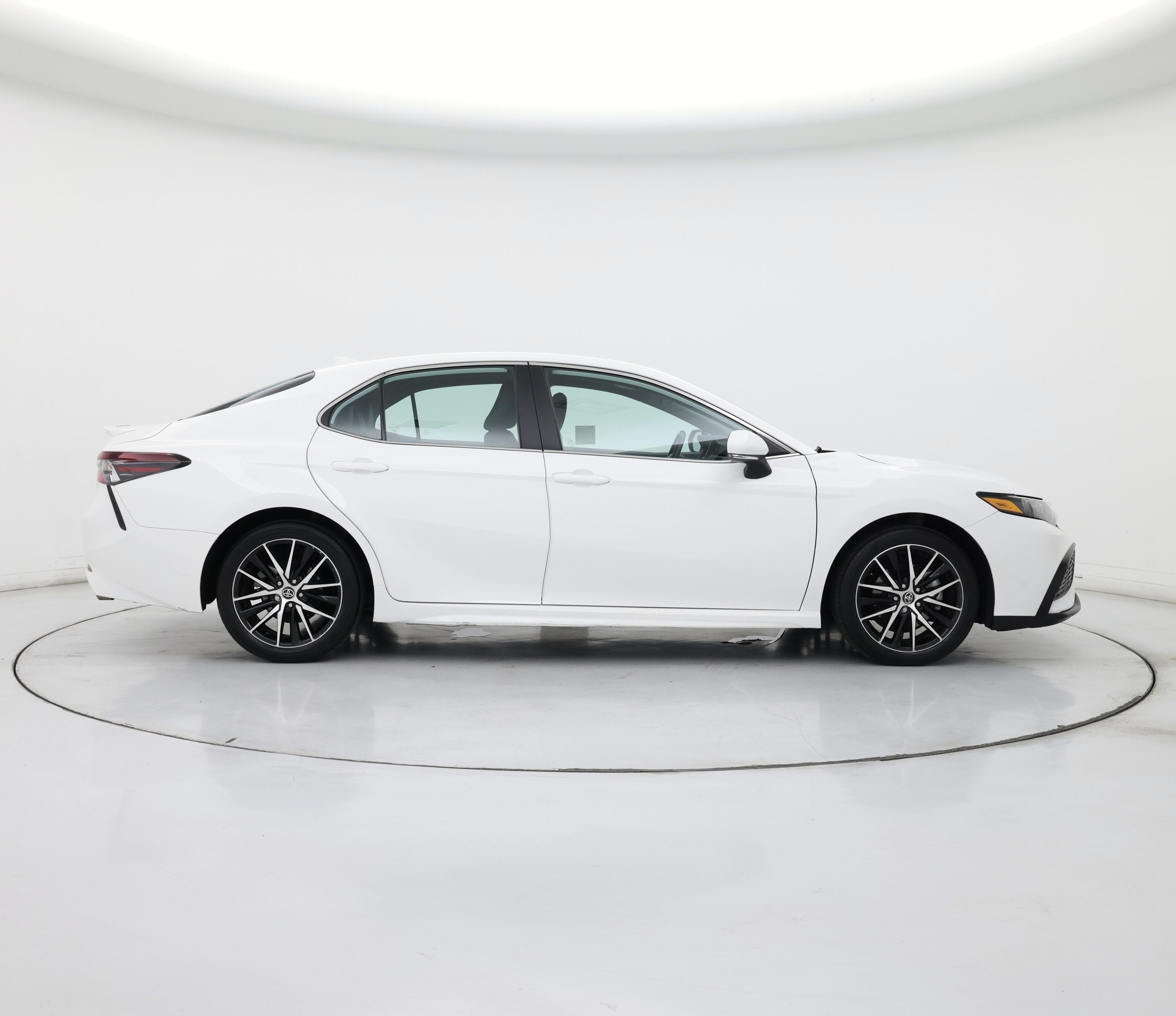 Thumbnail: 2023 Toyota Camry - 7