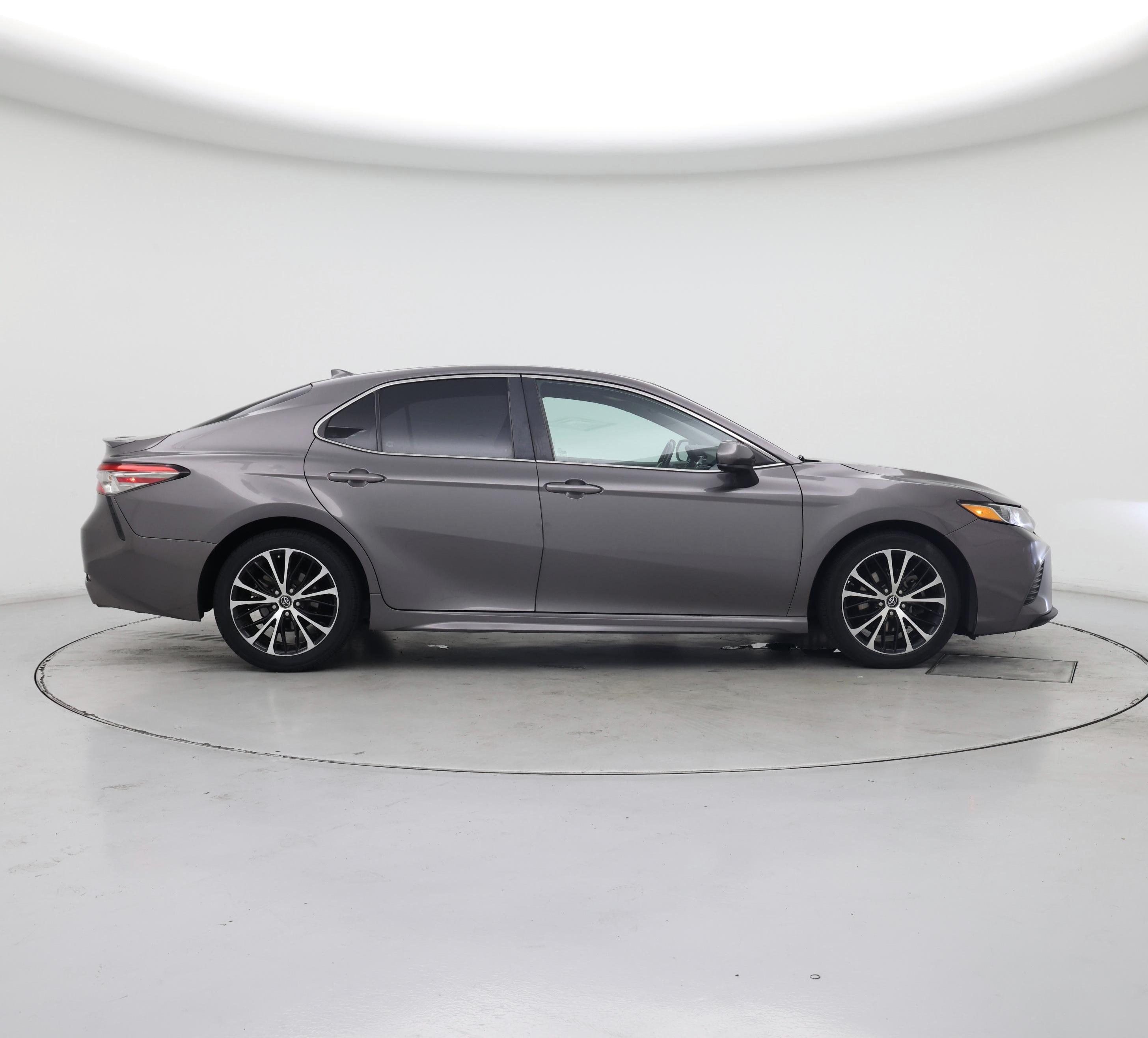 Thumbnail: 2019 Toyota Camry - 7