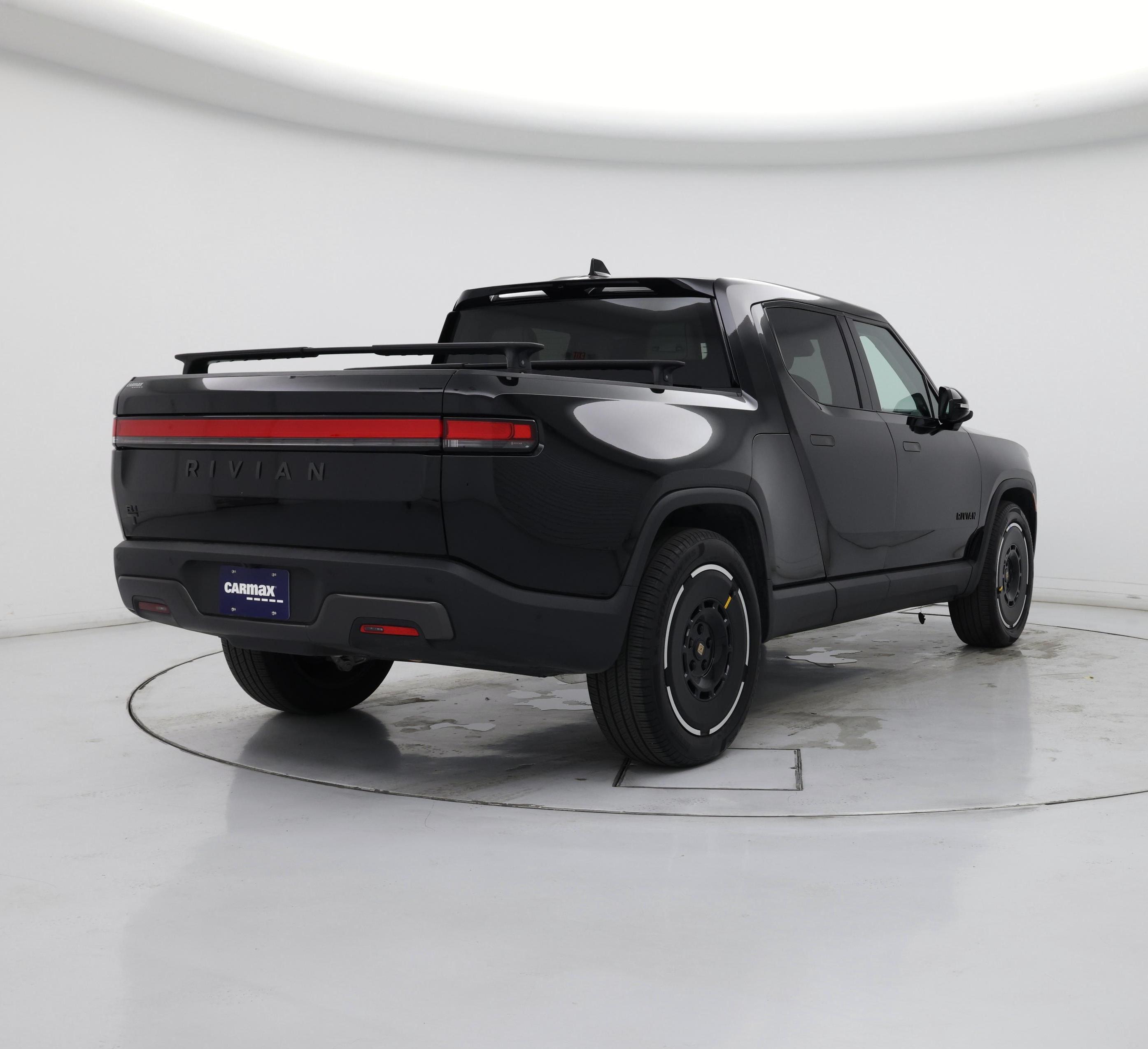 Thumbnail: 2025 Rivian R1T - 8