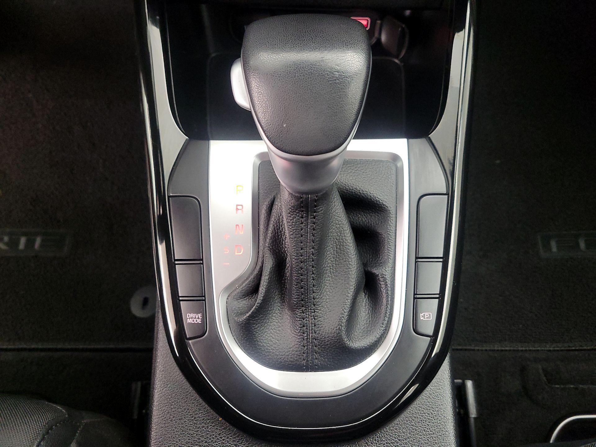 Thumbnail: 2024 Kia Forte - 18