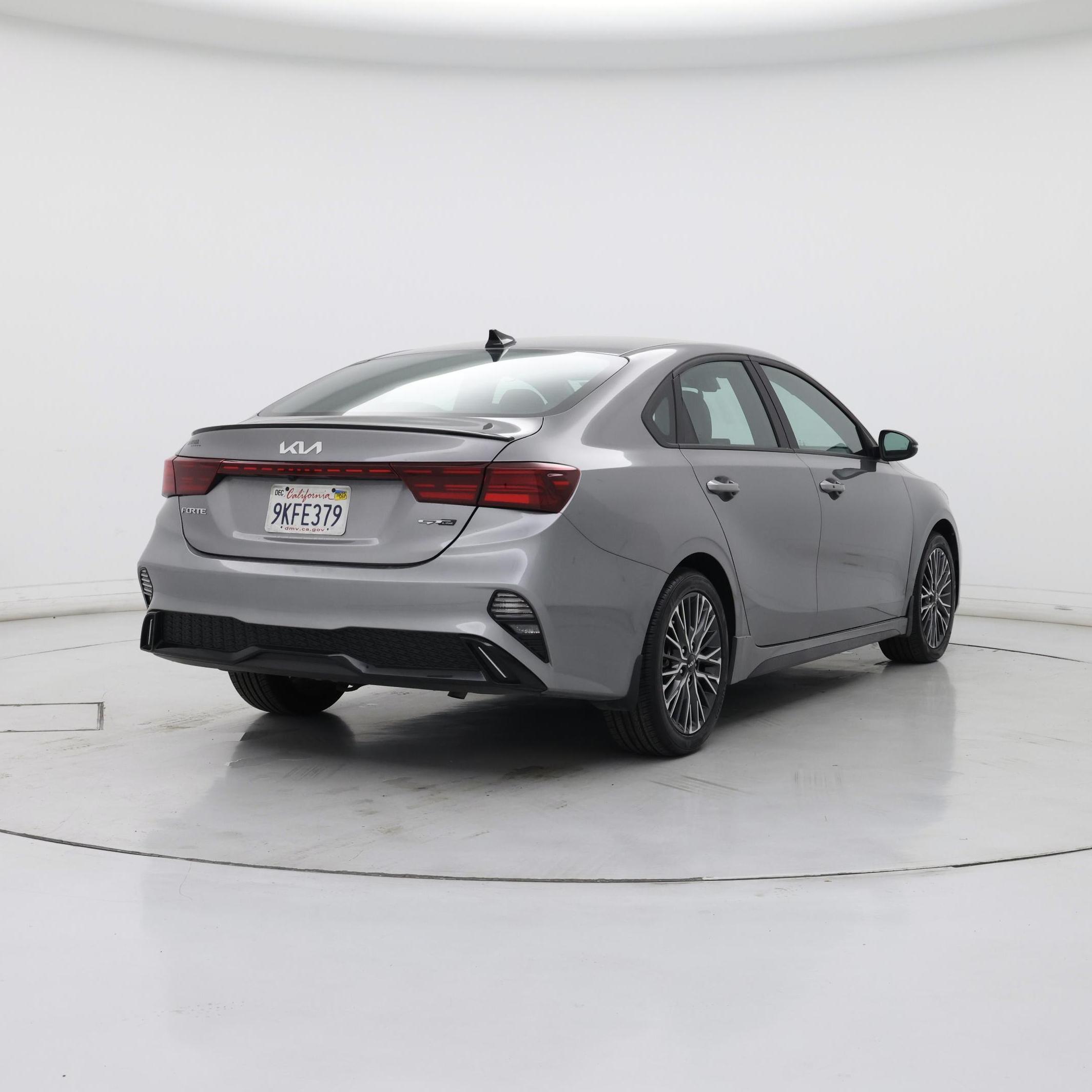 Thumbnail: 2024 Kia Forte - 8