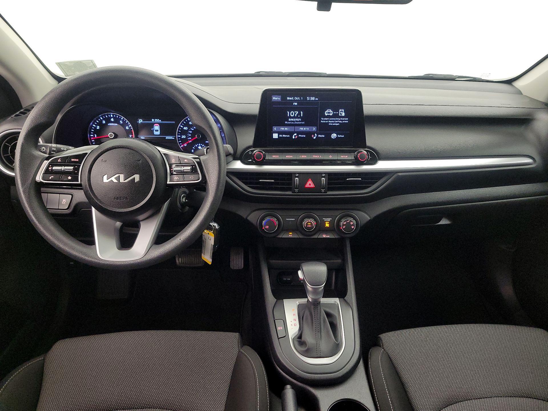 Thumbnail: 2023 Kia Forte - 9