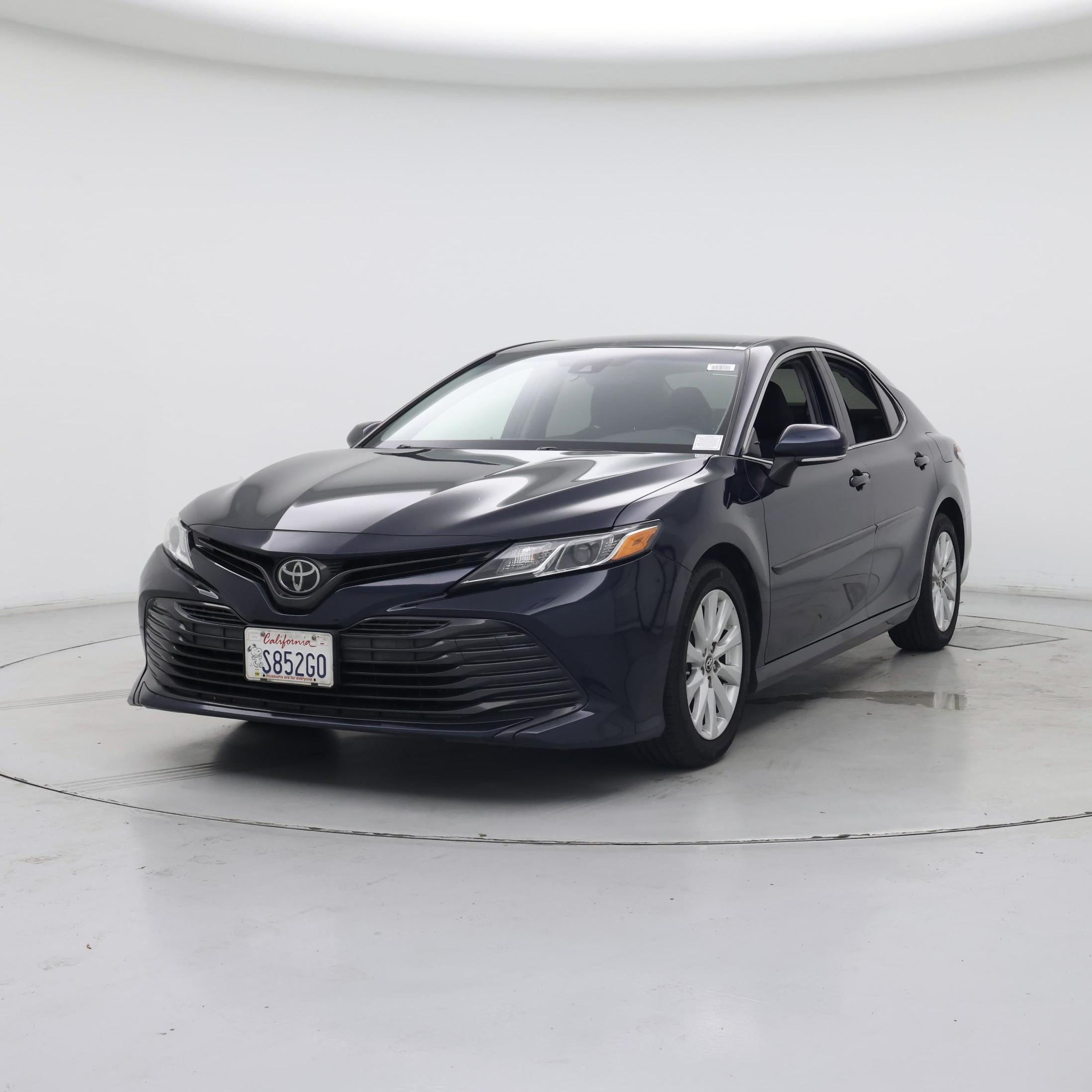 Thumbnail: 2018 Toyota Camry - 4