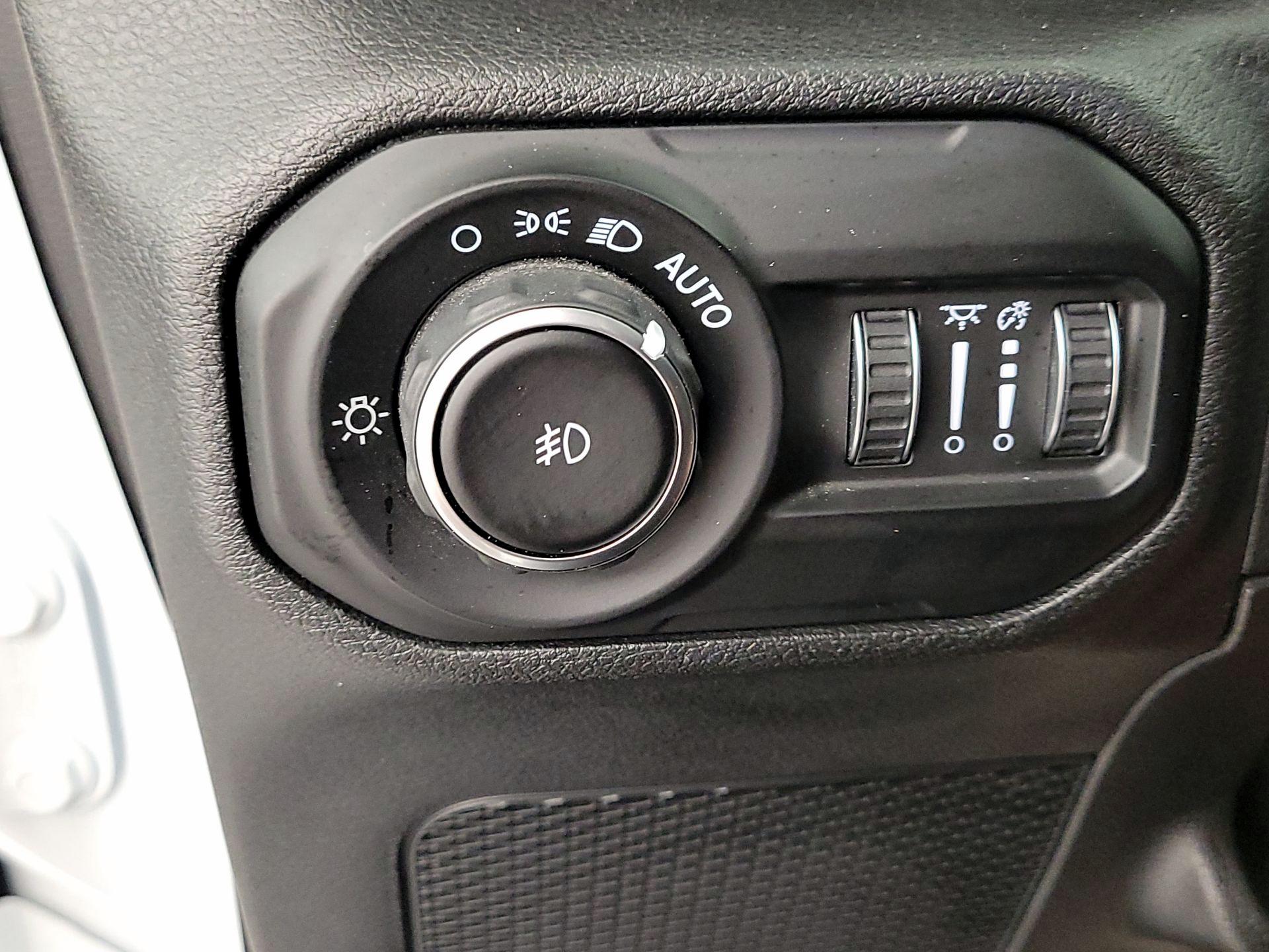 Thumbnail: 2021 Jeep Wrangler - 13
