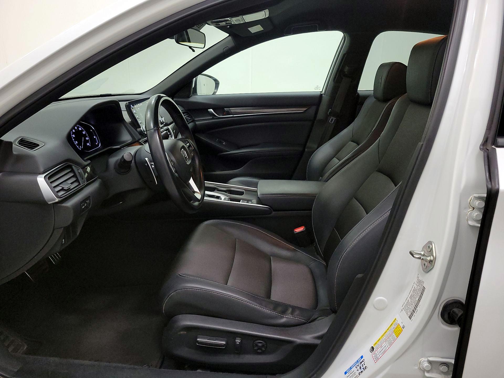 Thumbnail: 2018 Honda Accord - 11