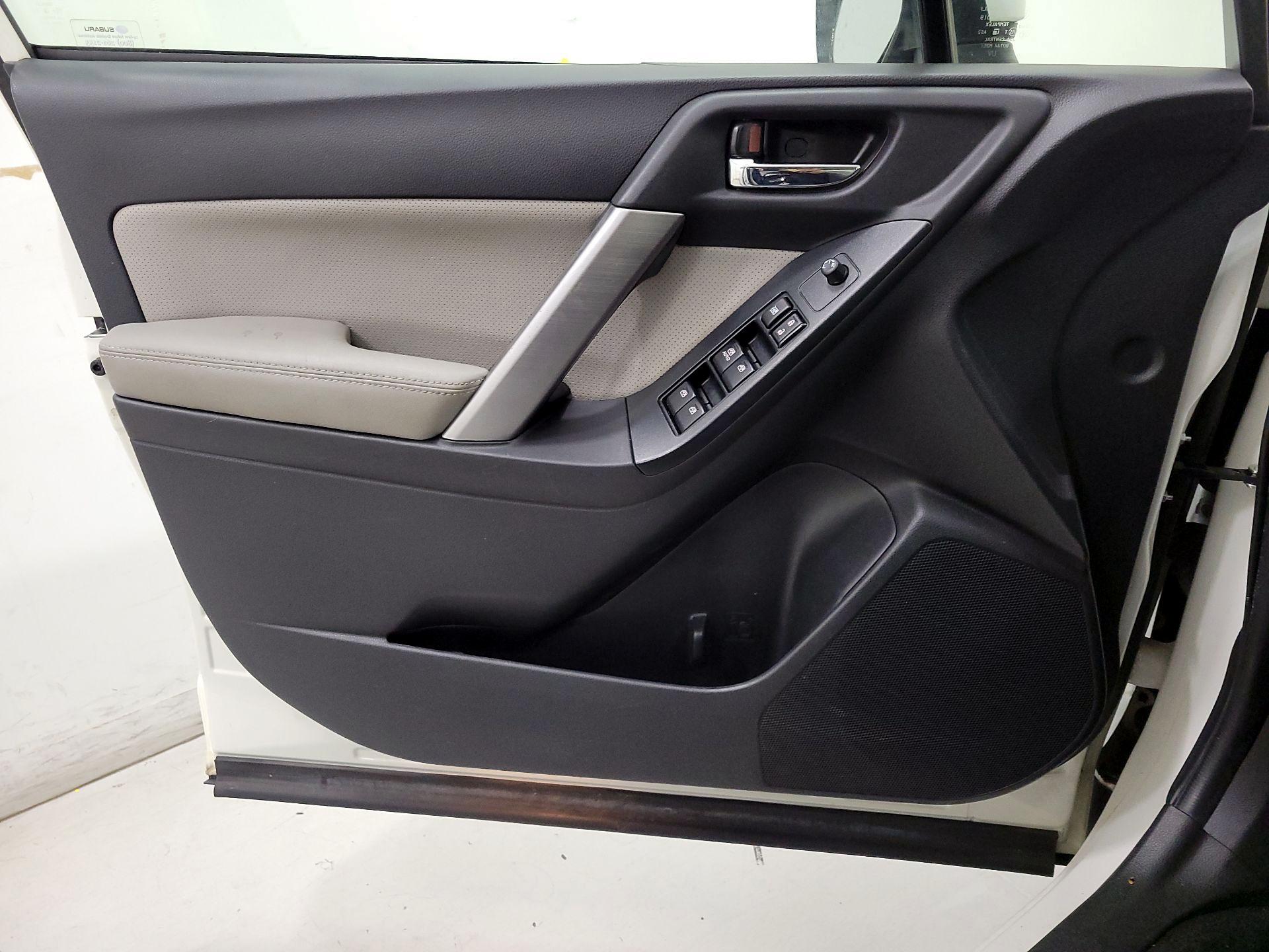 Thumbnail: 2016 Subaru Forester - 12