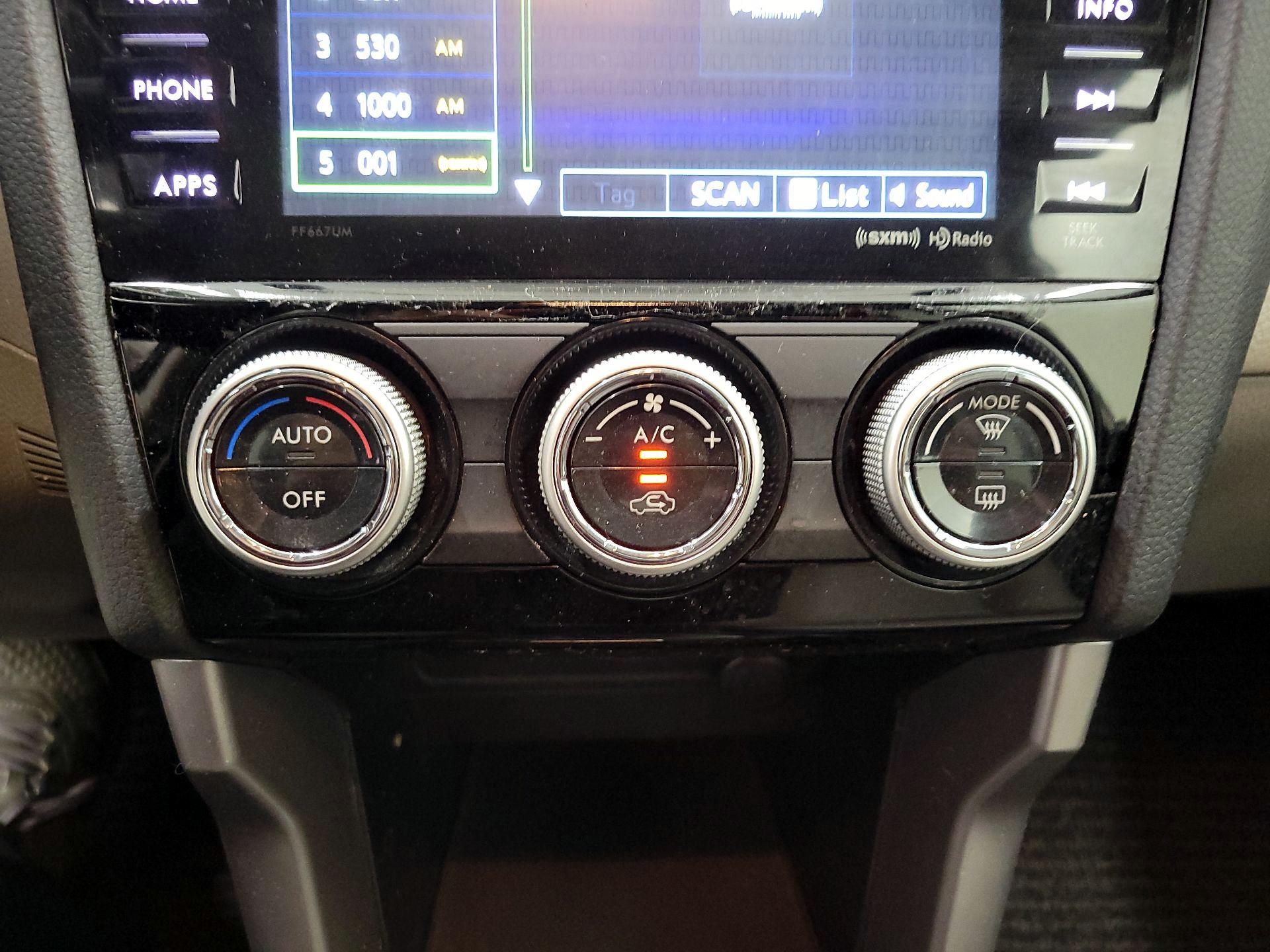 Thumbnail: 2016 Subaru Forester - 16