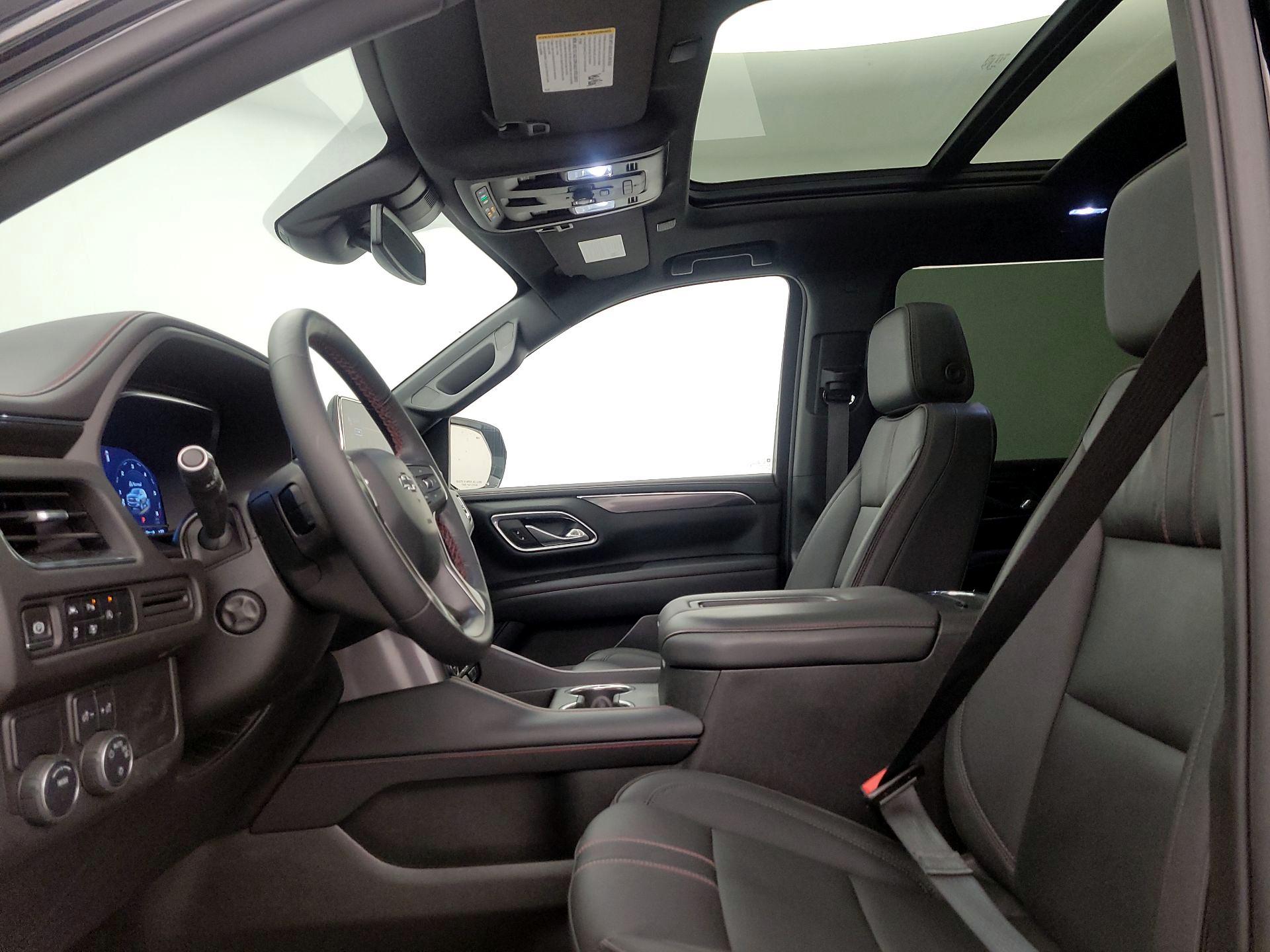 Thumbnail: 2023 Chevrolet Suburban - 20