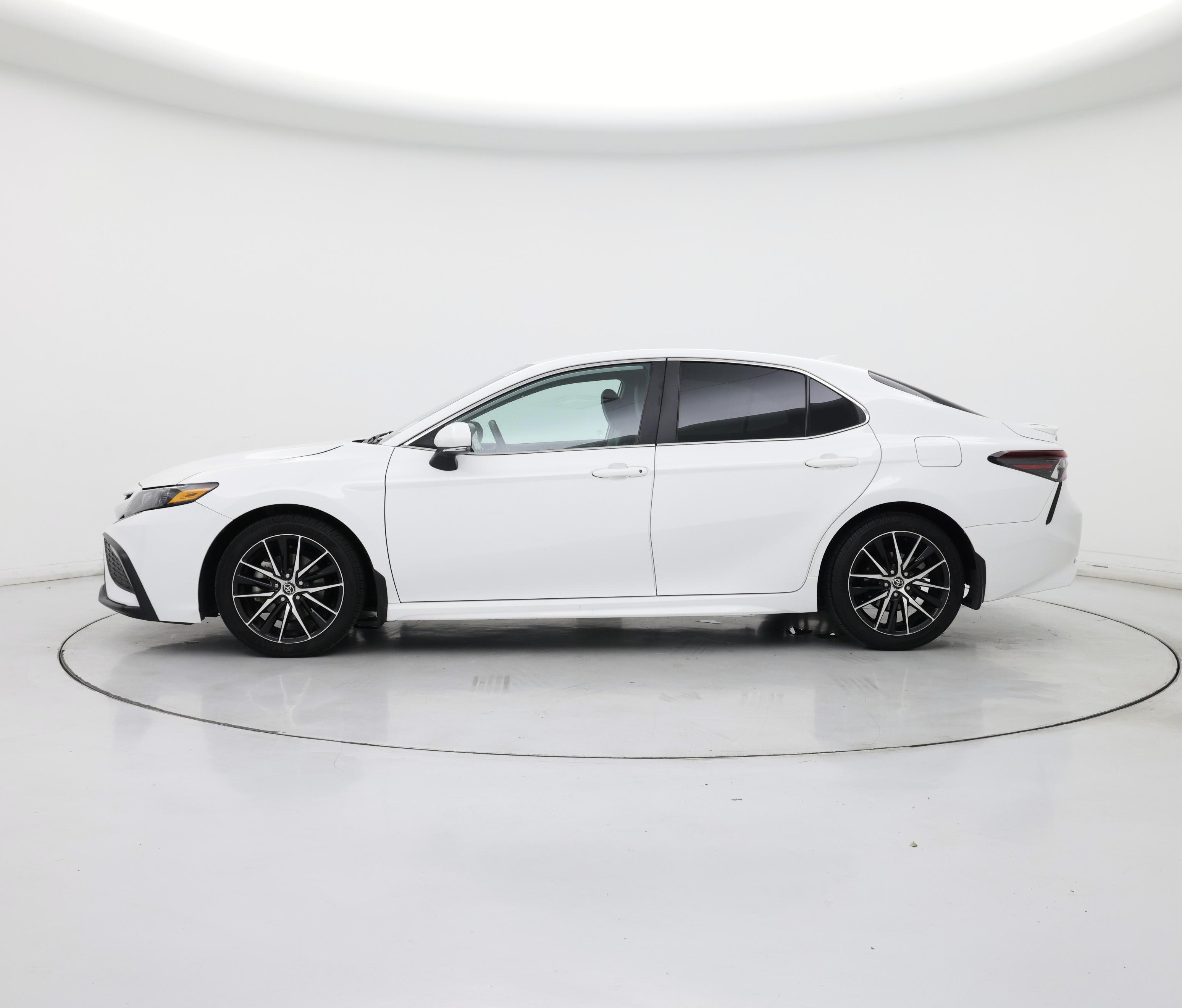 Thumbnail: 2023 Toyota Camry - 3