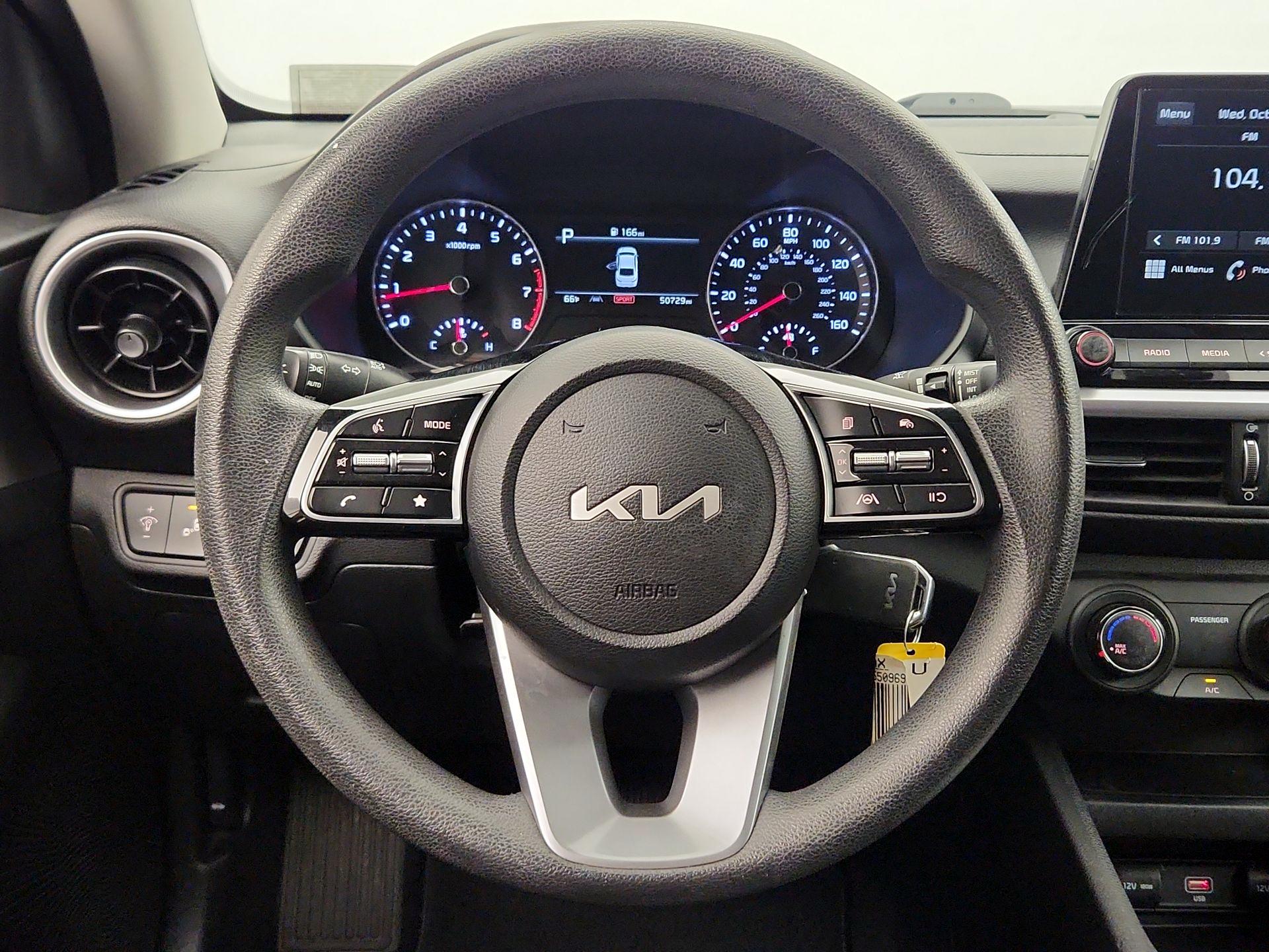 Thumbnail: 2023 Kia Forte - 10