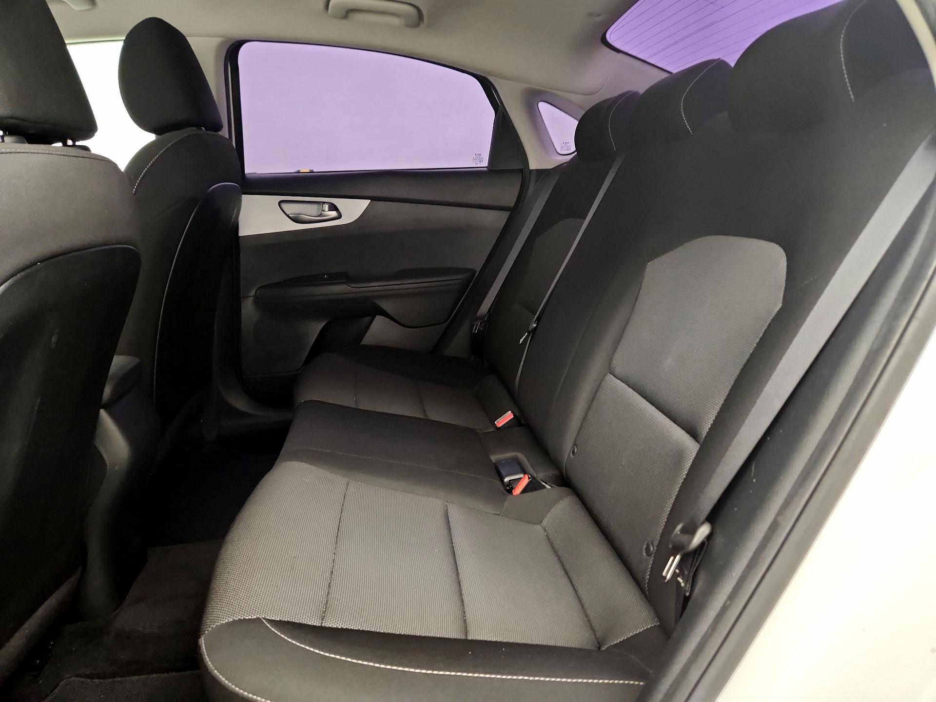 Thumbnail: 2023 Kia Forte - 19