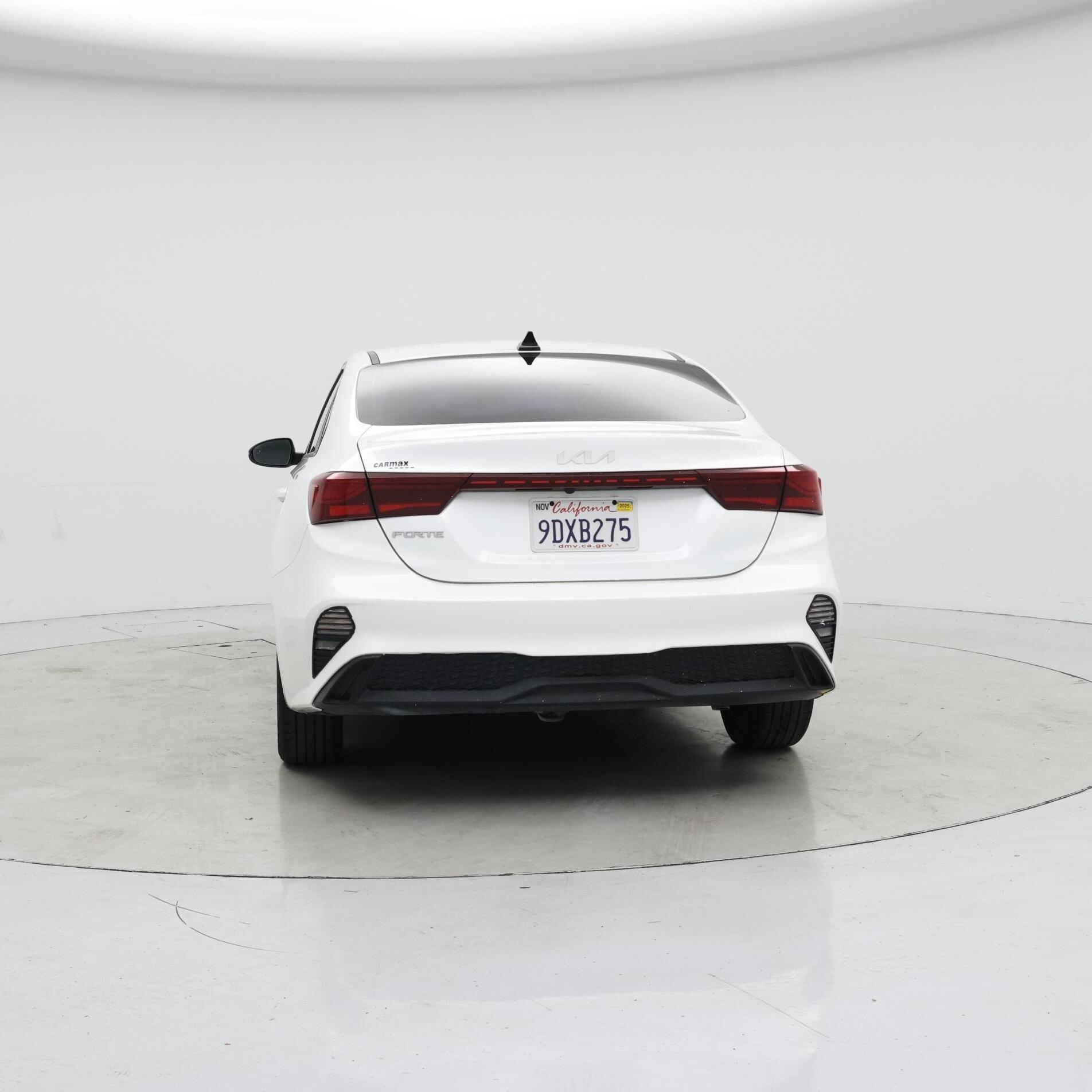 Thumbnail: 2023 Kia Forte - 6