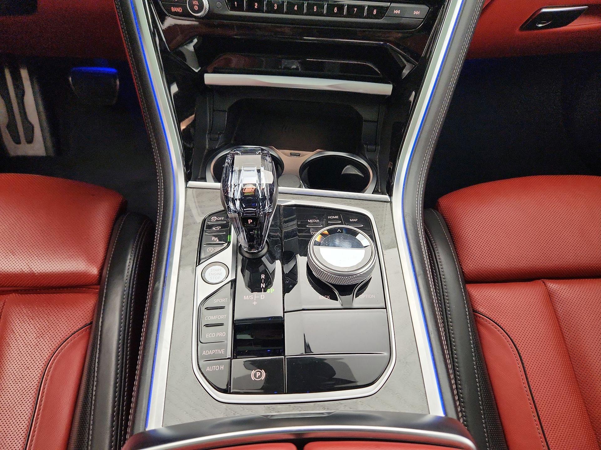 Thumbnail: 2021 BMW 8 Series - 18