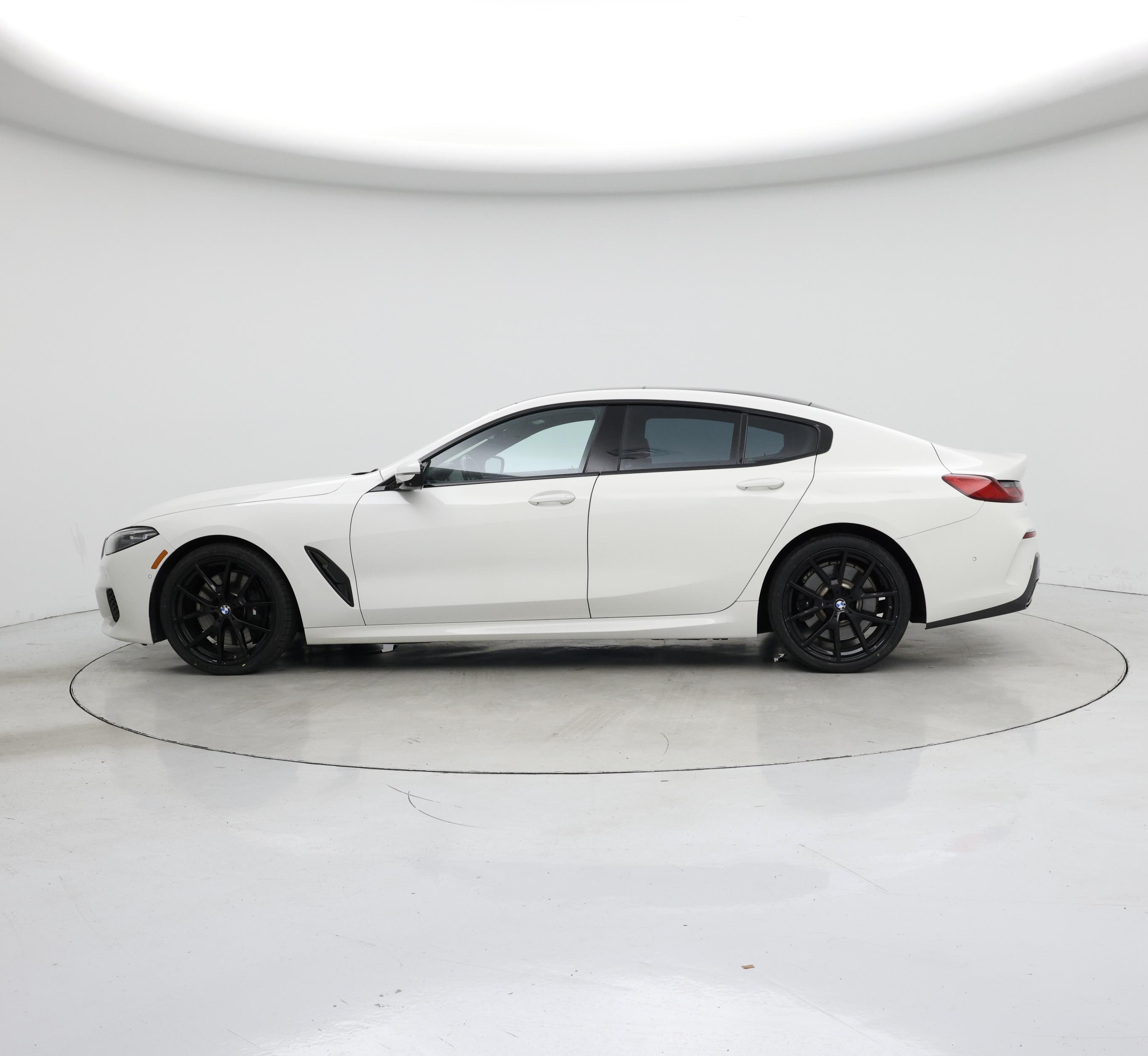 Thumbnail: 2021 BMW 8 Series - 3
