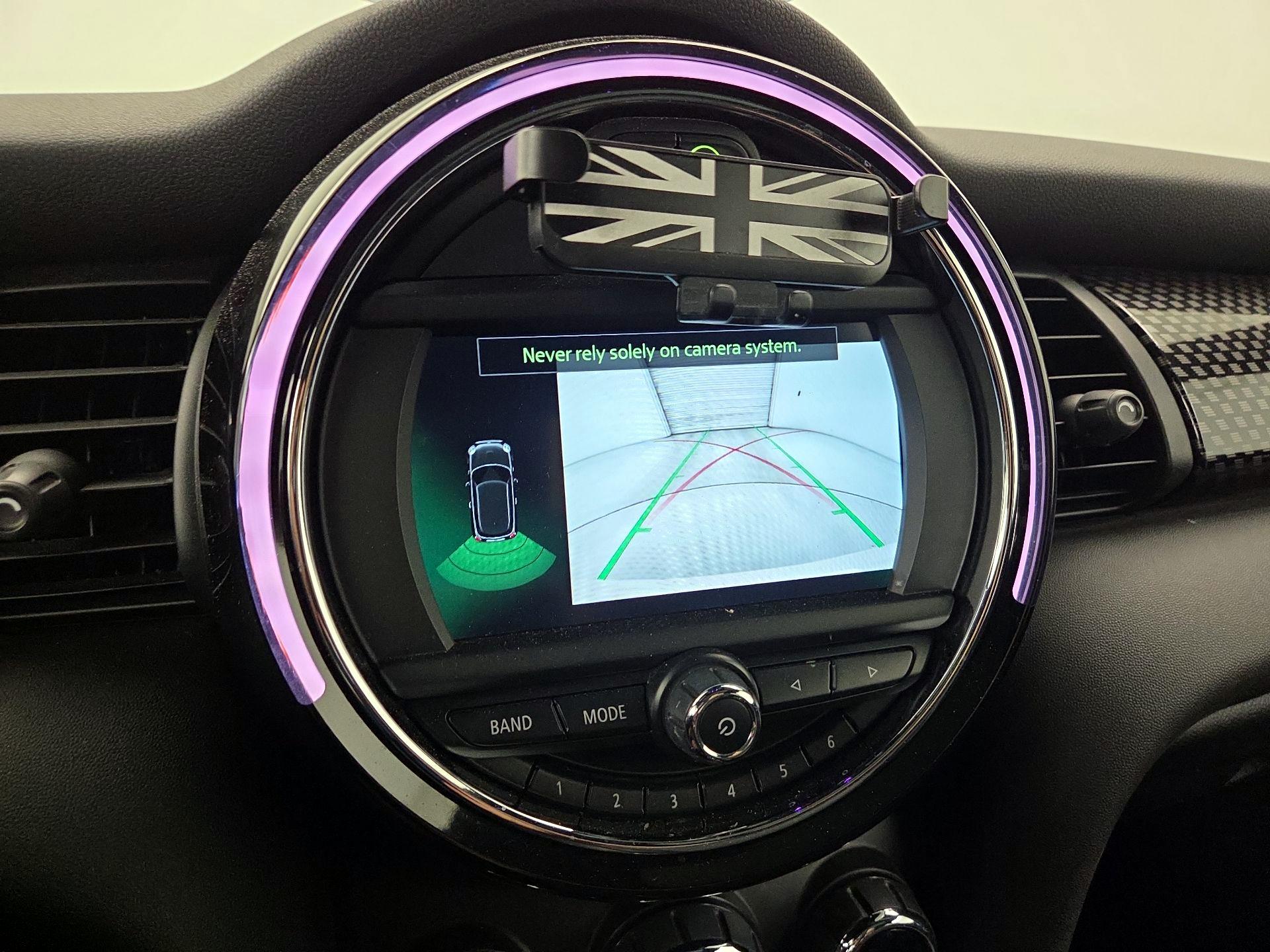 Thumbnail: 2019 MINI Cooper Hardtop - 14