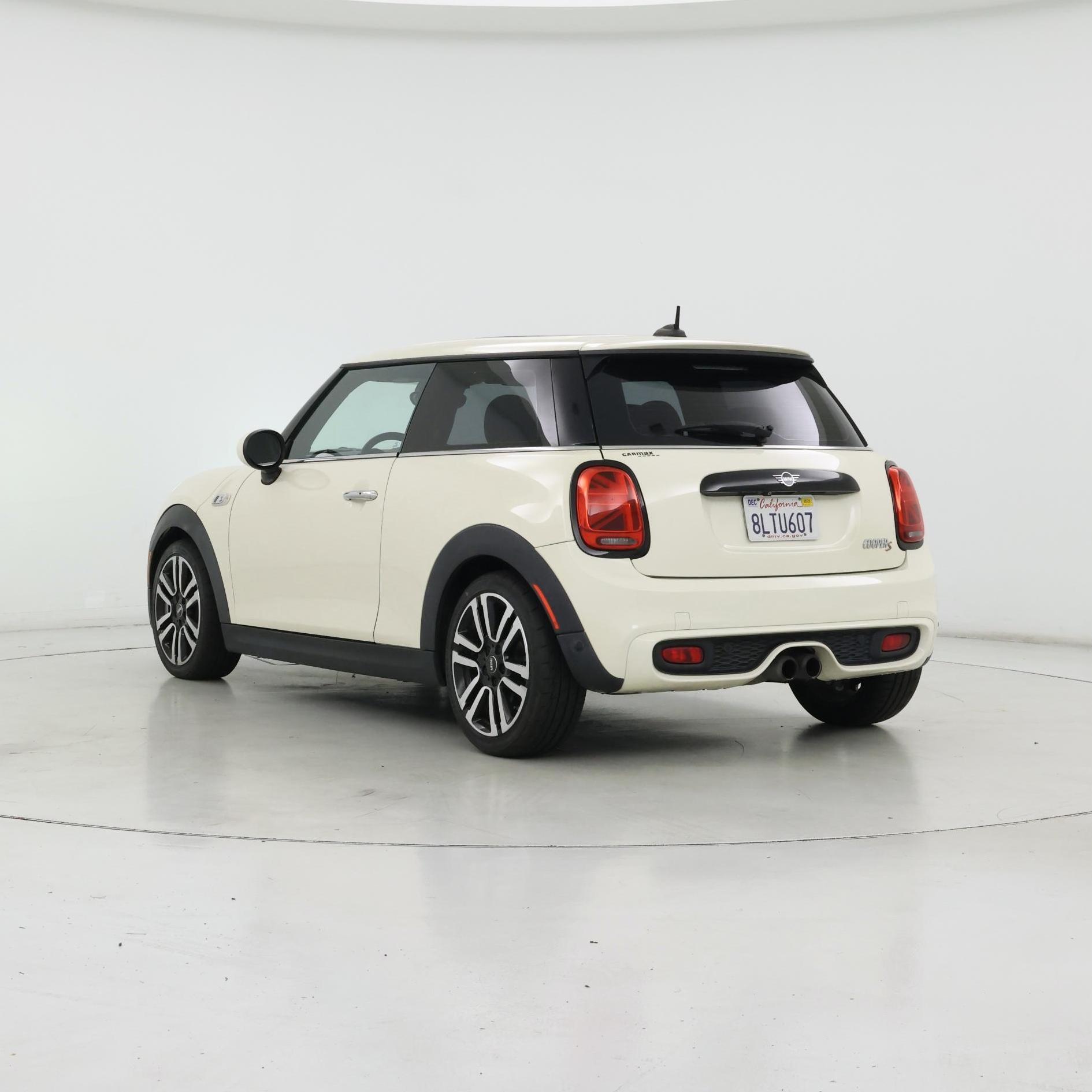 Thumbnail: 2019 MINI Cooper Hardtop - 2
