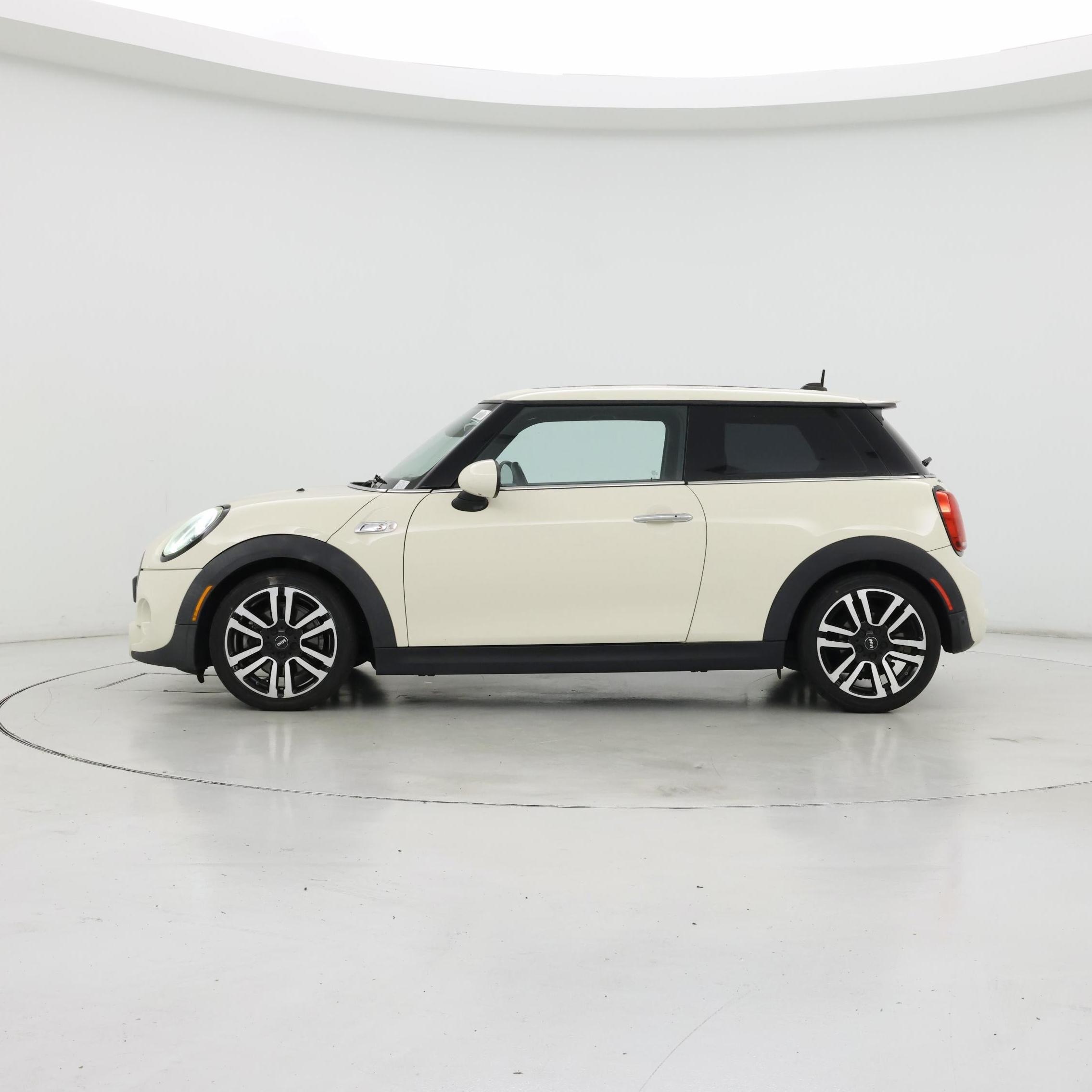 Thumbnail: 2019 MINI Cooper Hardtop - 3