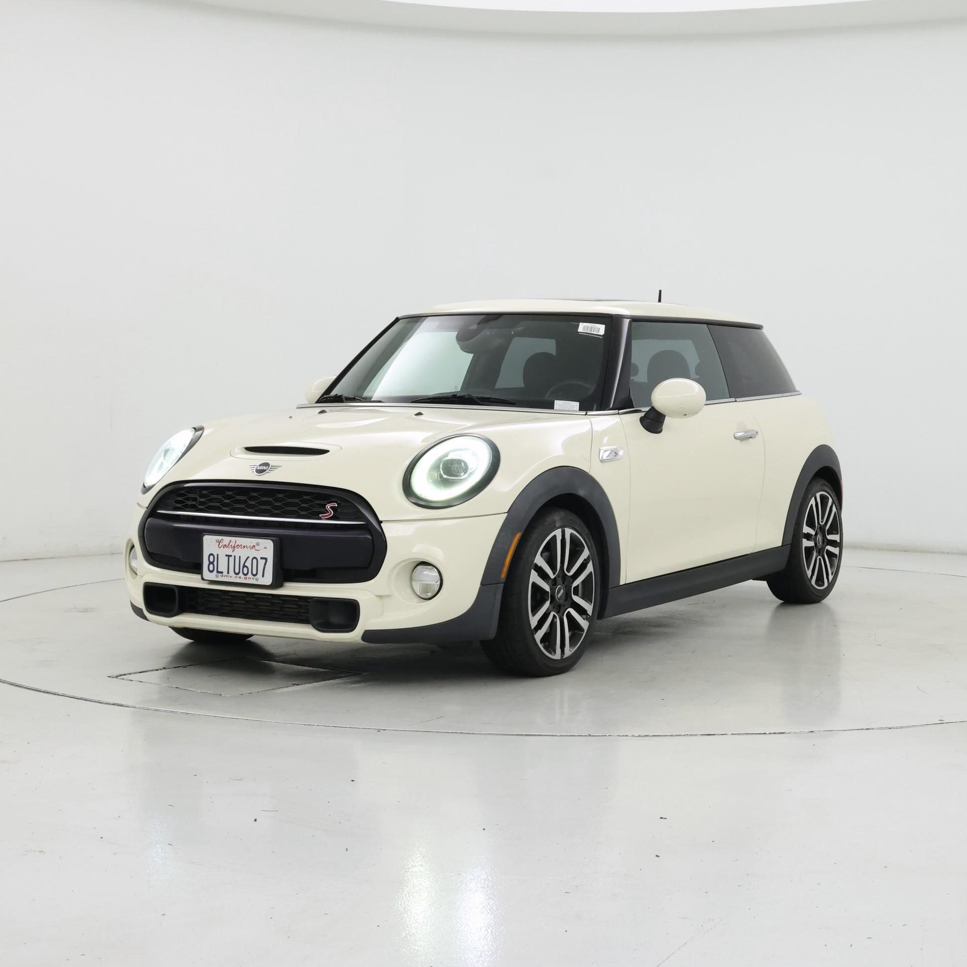 Thumbnail: 2019 MINI Cooper Hardtop - 4