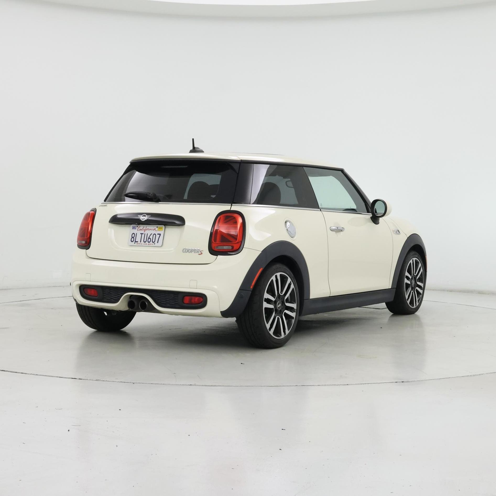 Thumbnail: 2019 MINI Cooper Hardtop - 8