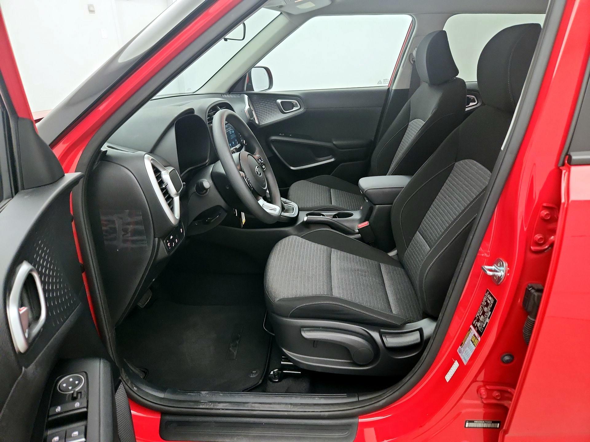 Thumbnail: 2020 Kia Soul - 11