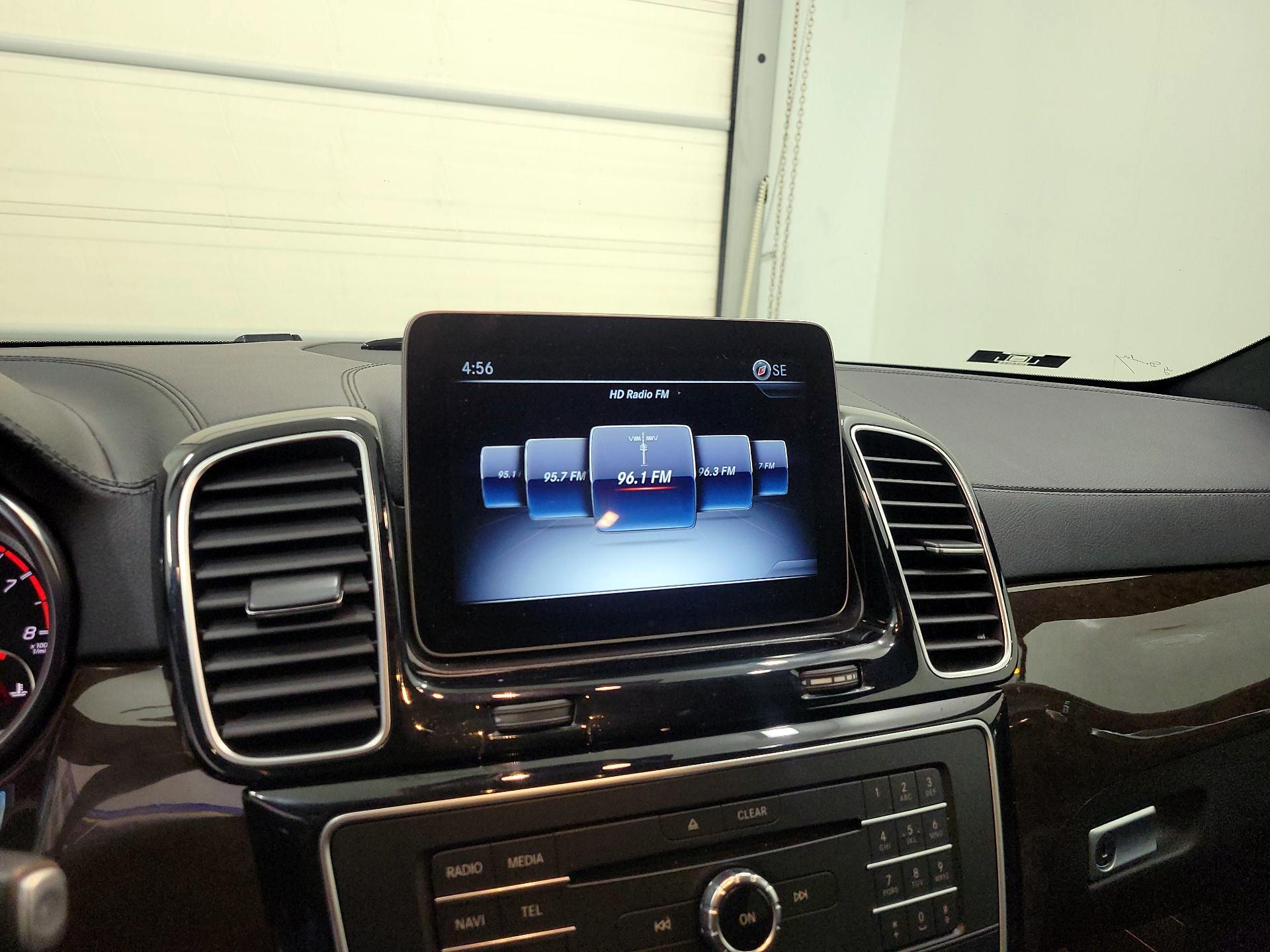 Thumbnail: 2019 Mercedes-Benz GLE - 16