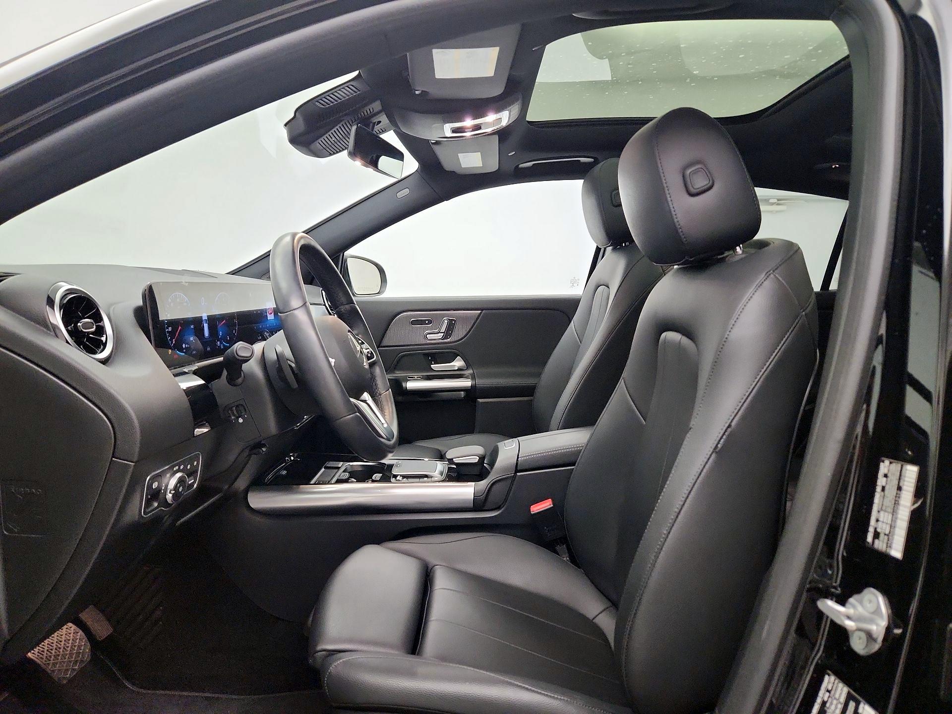 Thumbnail: 2021 Mercedes-Benz GLA - 11