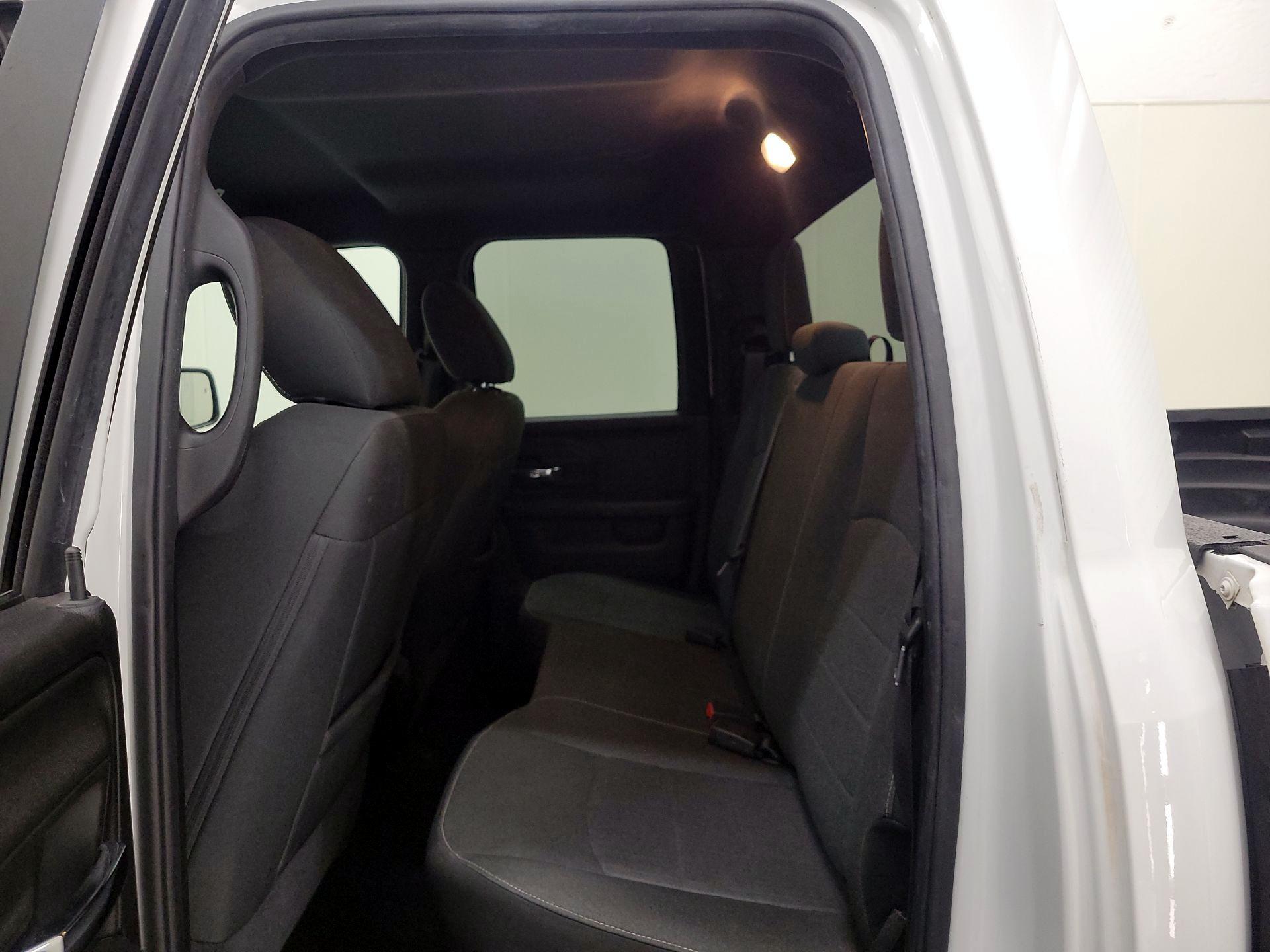 Thumbnail: 2021 RAM 1500 Classic - 19