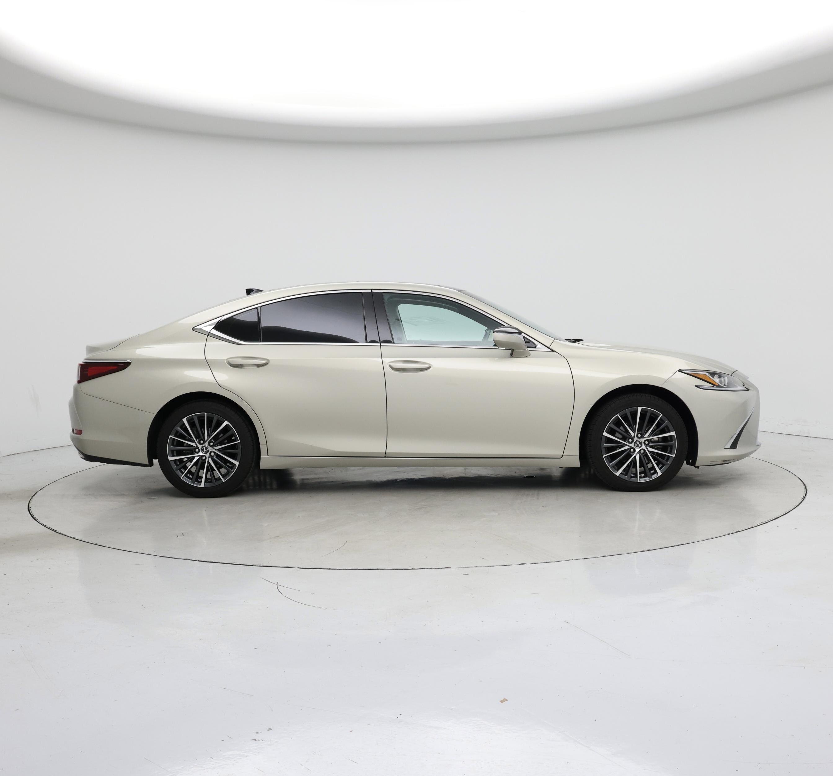 Thumbnail: 2023 Lexus ES - 7