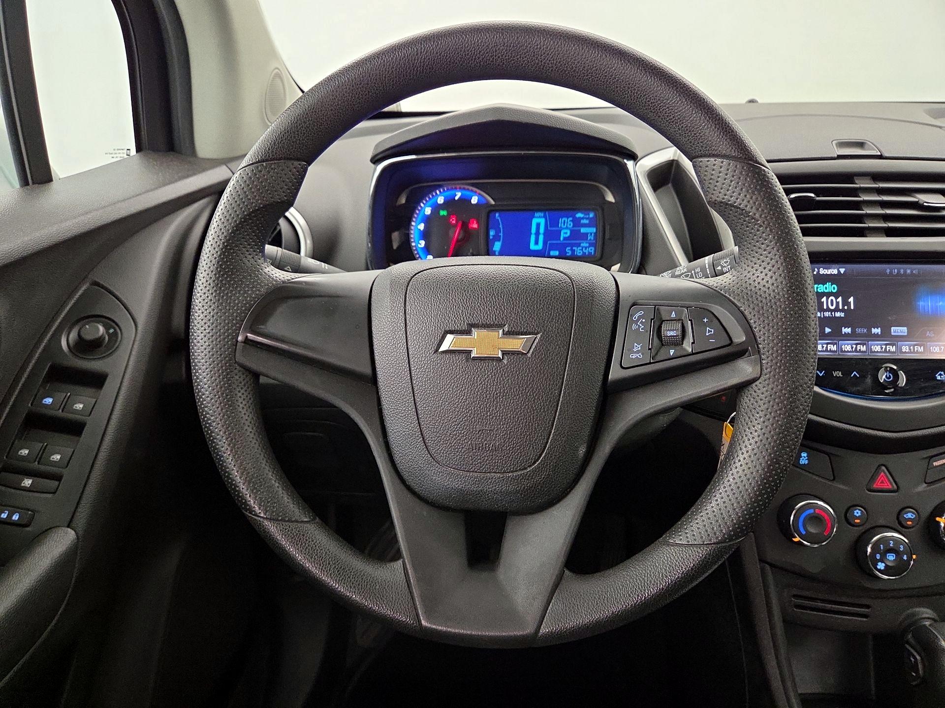 Thumbnail: 2016 Chevrolet Trax - 10